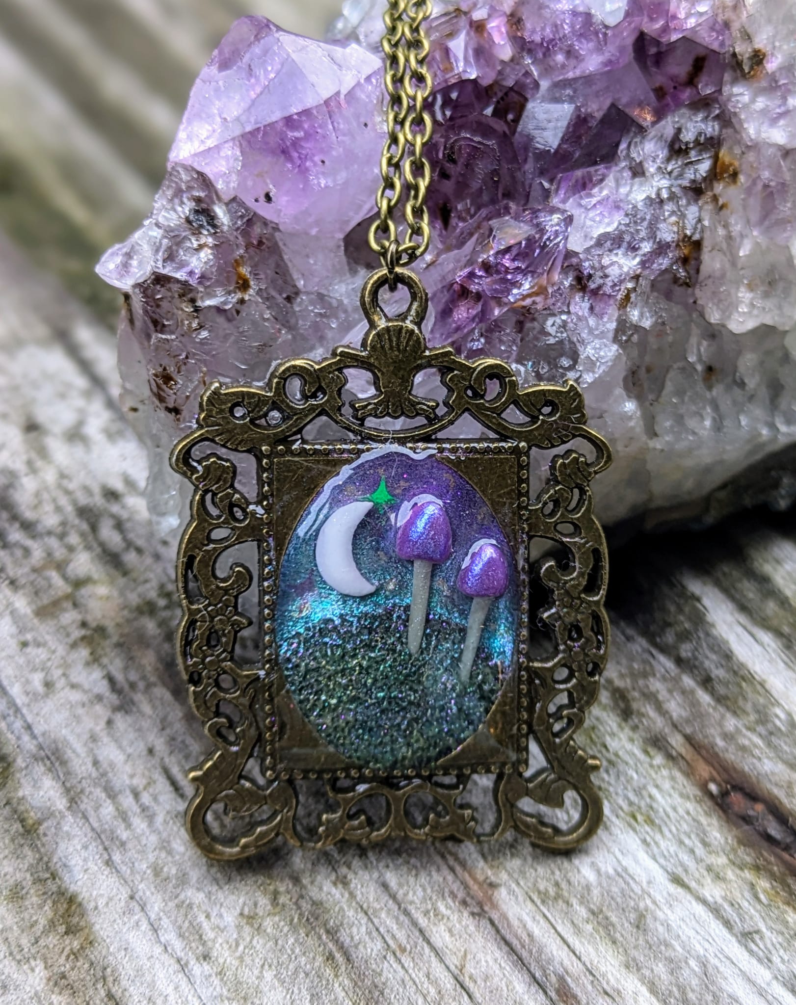 Northern Lights inspired glow-in-the-dark pendant necklace