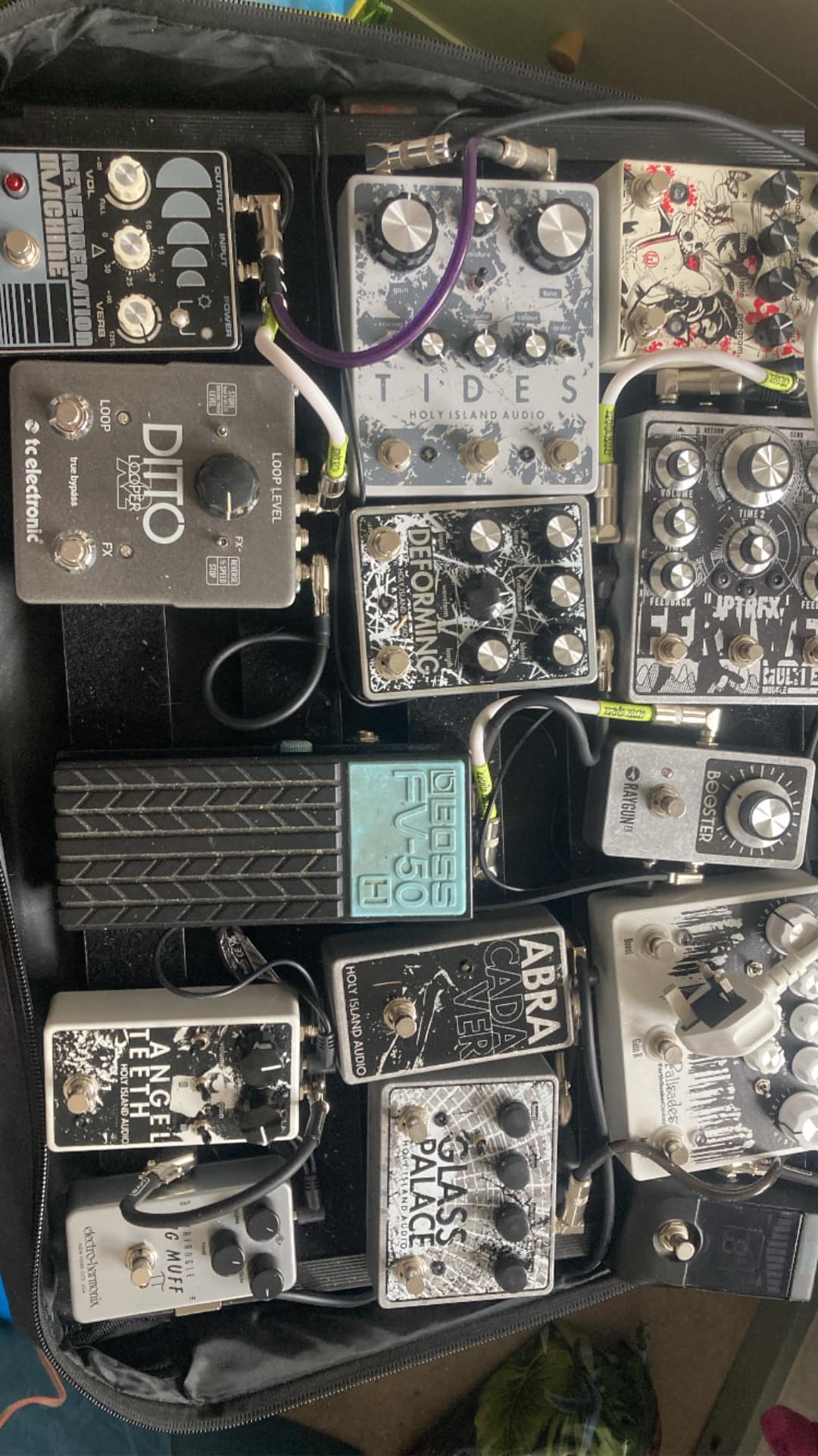 Lovepedal 60's reverb and Echoplexi pedals on shoegaze board