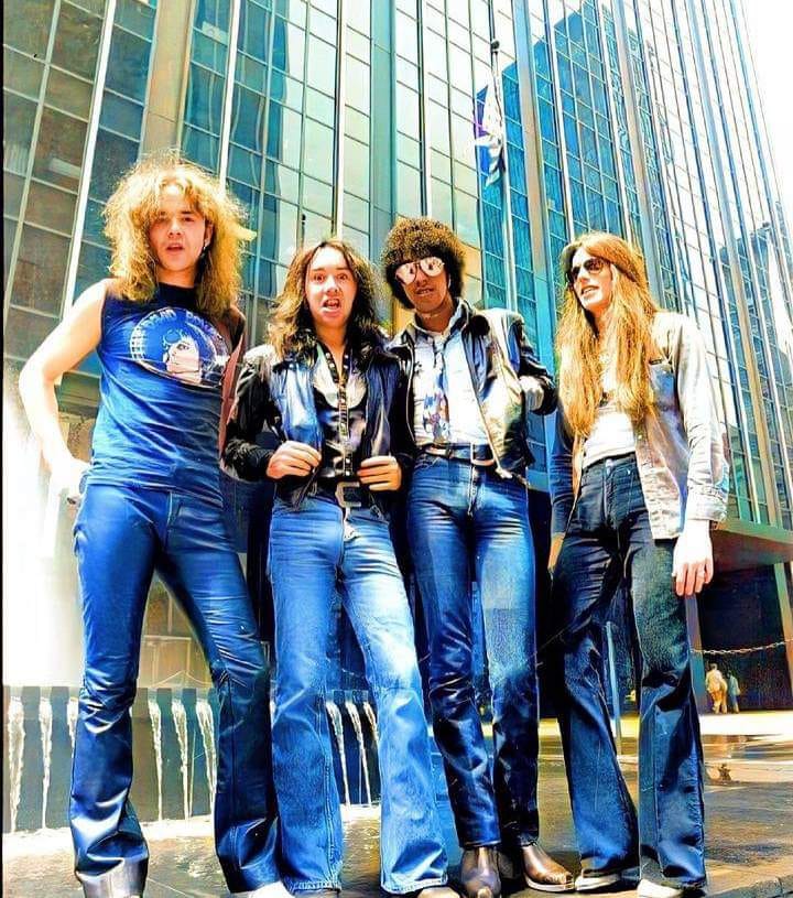 Thin Lizzy, Santana, and Journey, play at the Loop's 