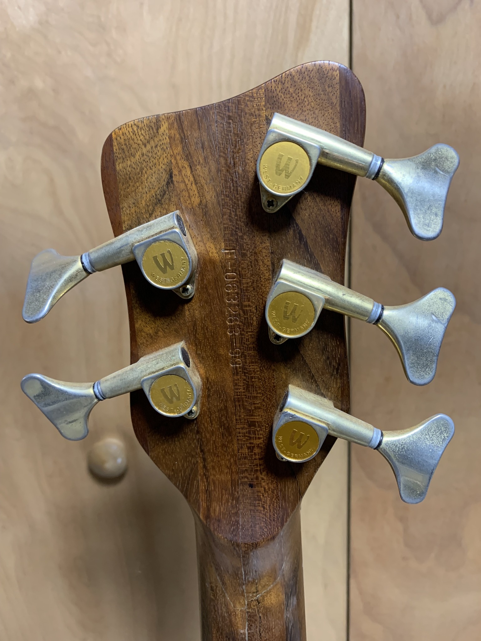 1991 Warwick Streamer Corvette Infinette Bass Guitar