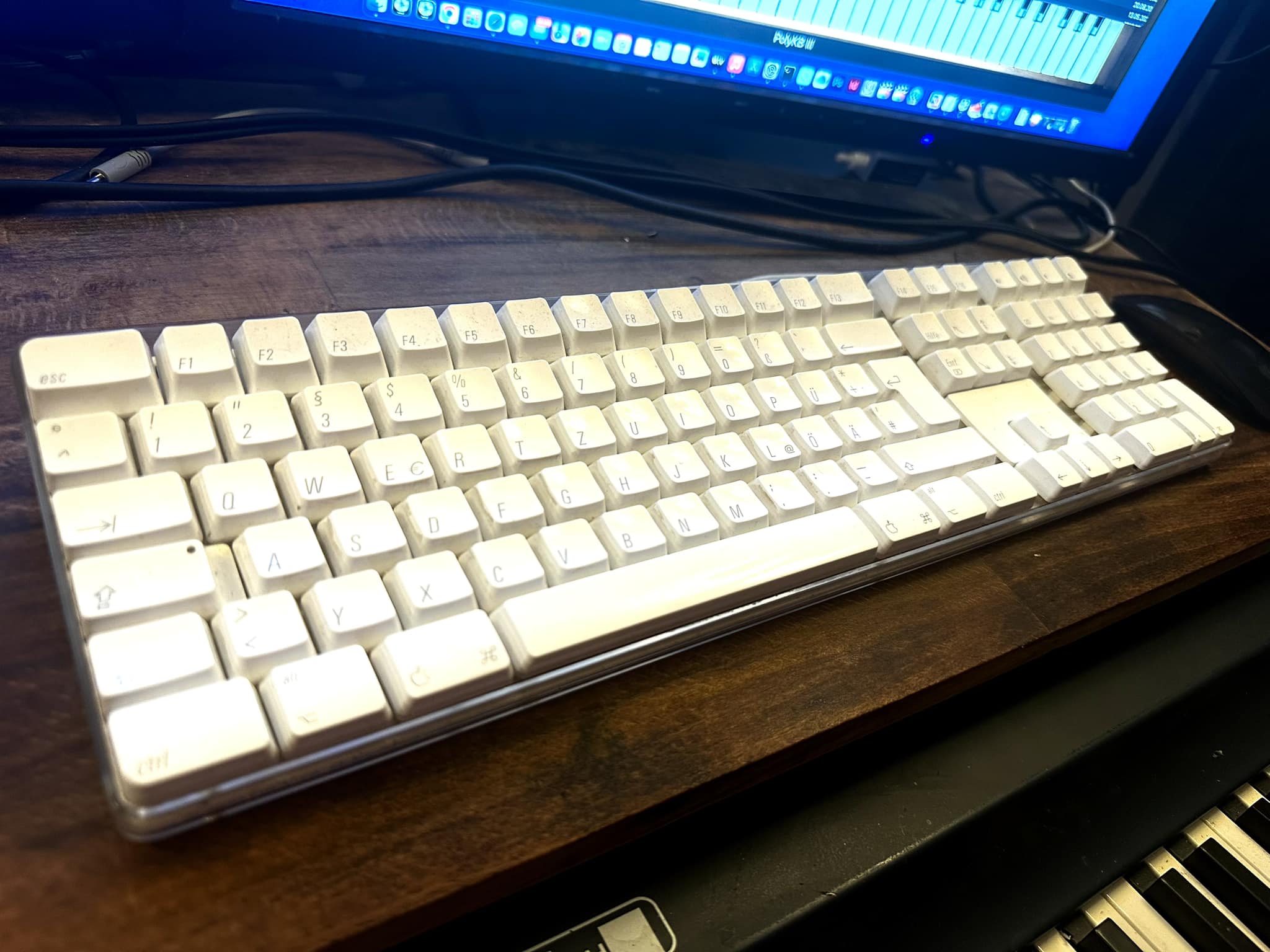 best mechanical keyboard for mac mini m1? (Wireless)