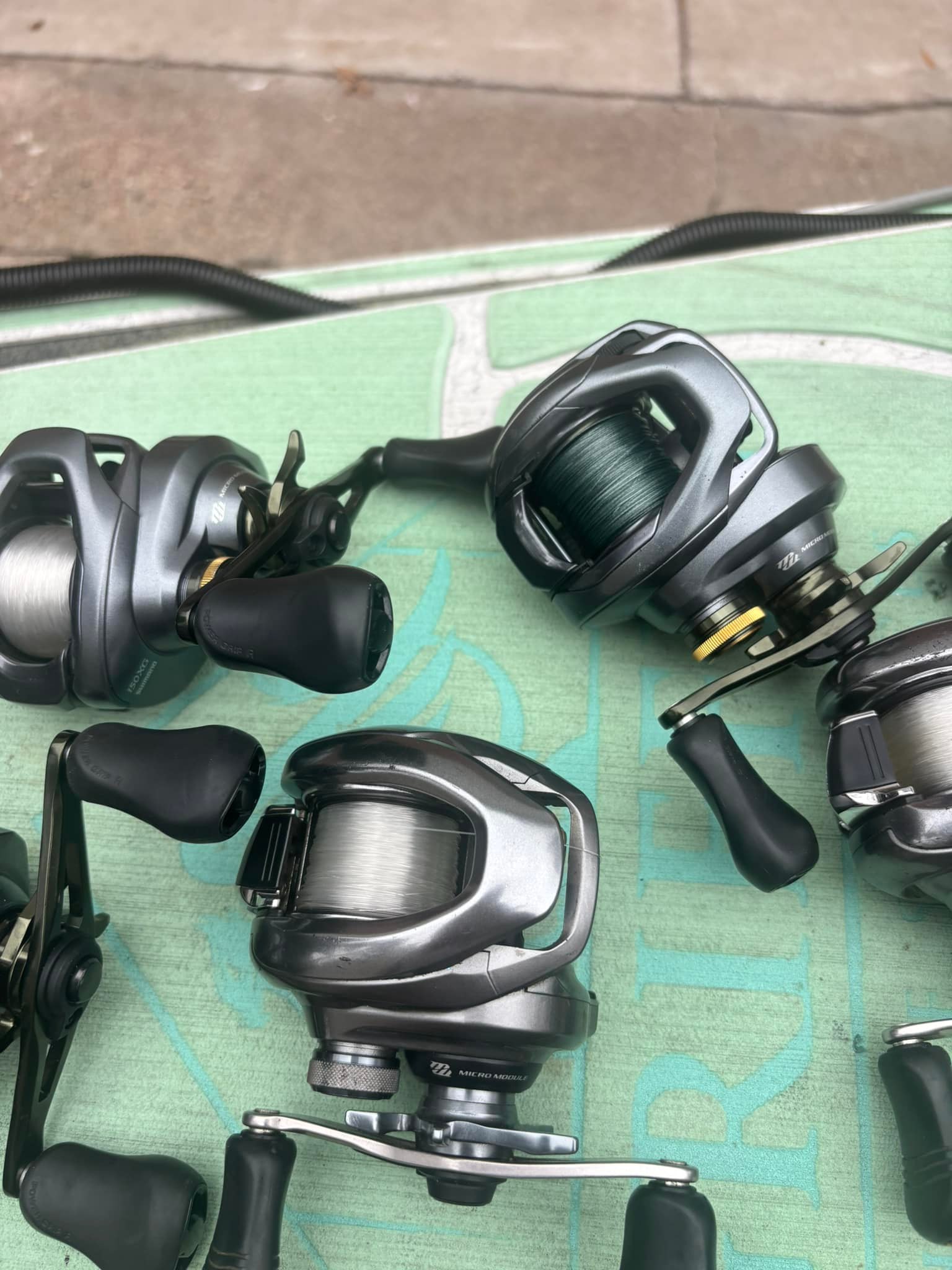 shimano curado 200 hg for sale 200I 7.2:1 Gear Set BNT4922 BNT4923 commercial fishing Shimano Calcutta 400B Baitcasting Line Model:20 lb 330 yds creating a much quieter