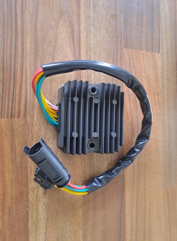 Motorcycle Voltage Regulator Rectifier for BMW F650/F650GS/F650ST/F650CS/G650X/F800S