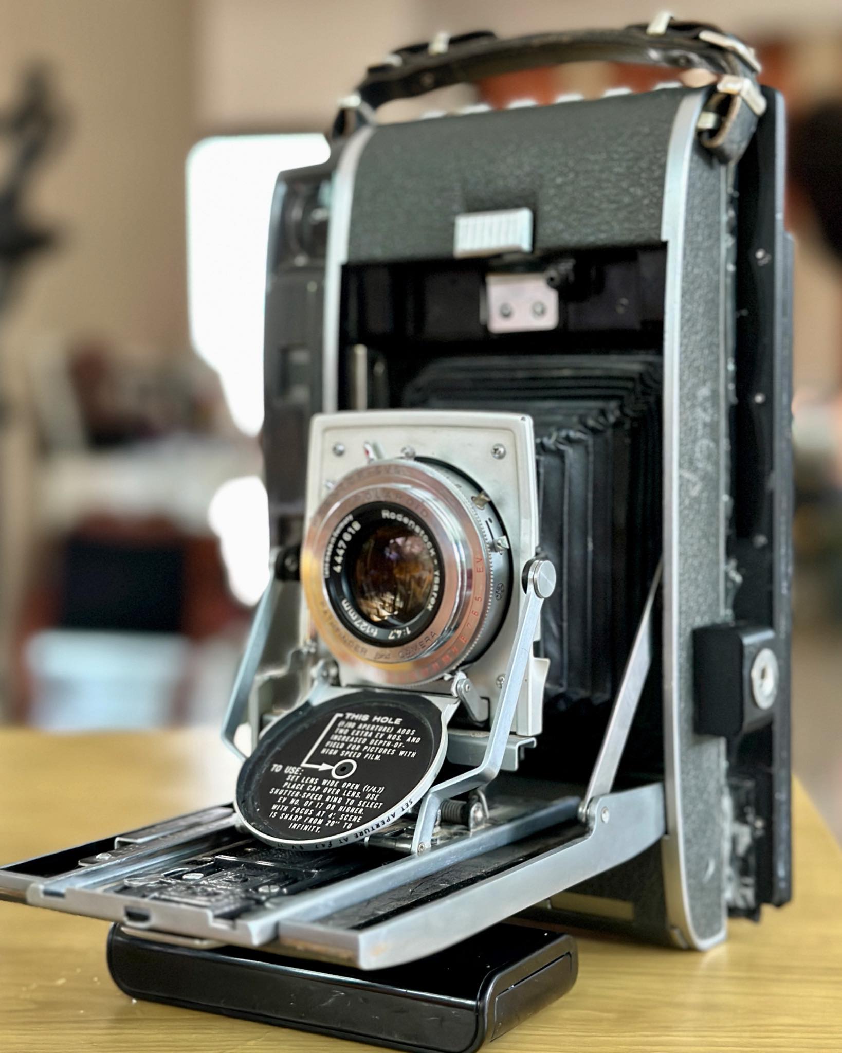 フィルムカメラ Polaroid land camera 110B フィルムカメラ Polaroid land camera 110B Polaroid 110b camera