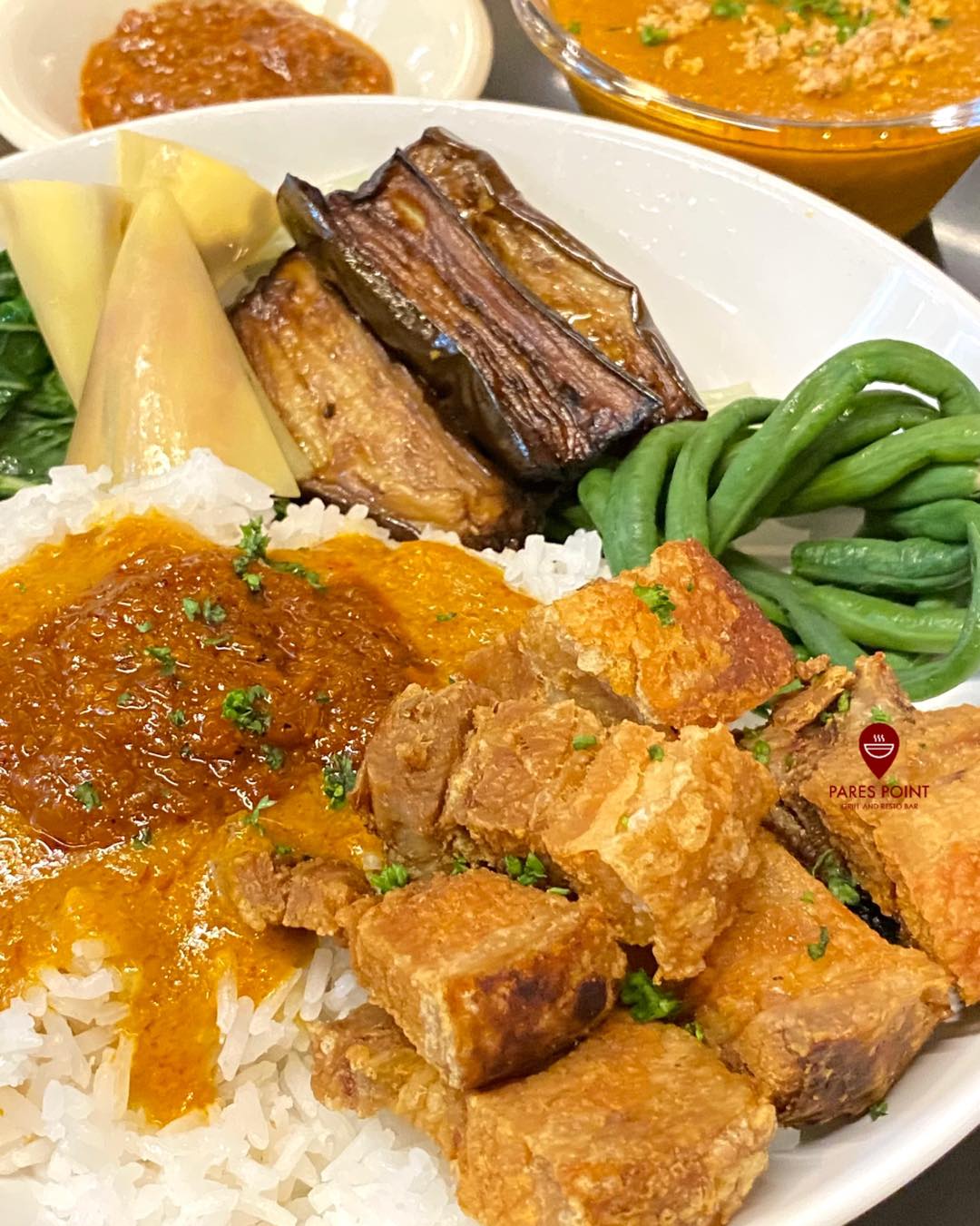 Pares - CRISPY BAGNET KARE-KARE Served with Bagoong Rice | Facebook