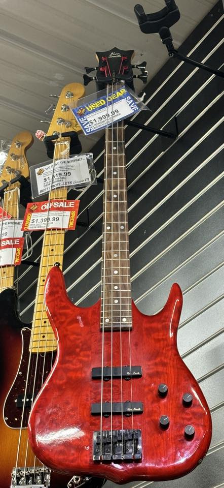 What is the experience with Ken Smith bass guitars?