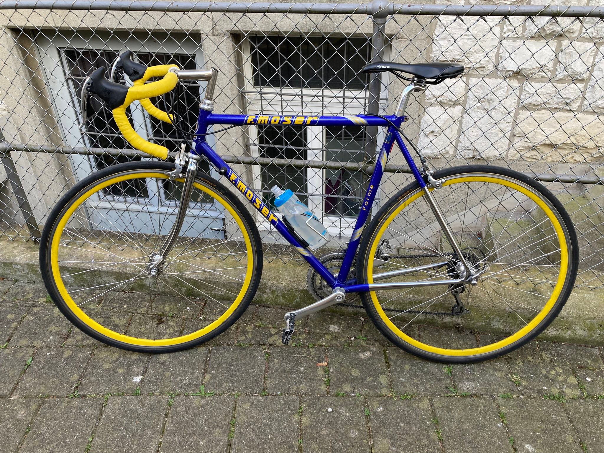 Riding a 90's Francesco Moser steel bike