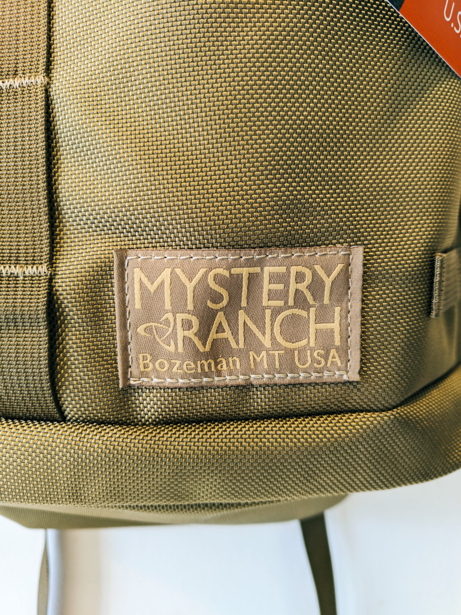 mailcall MiUSA Mystery Ranch RoboFlip 21L – Coyote Tan Old-skool 