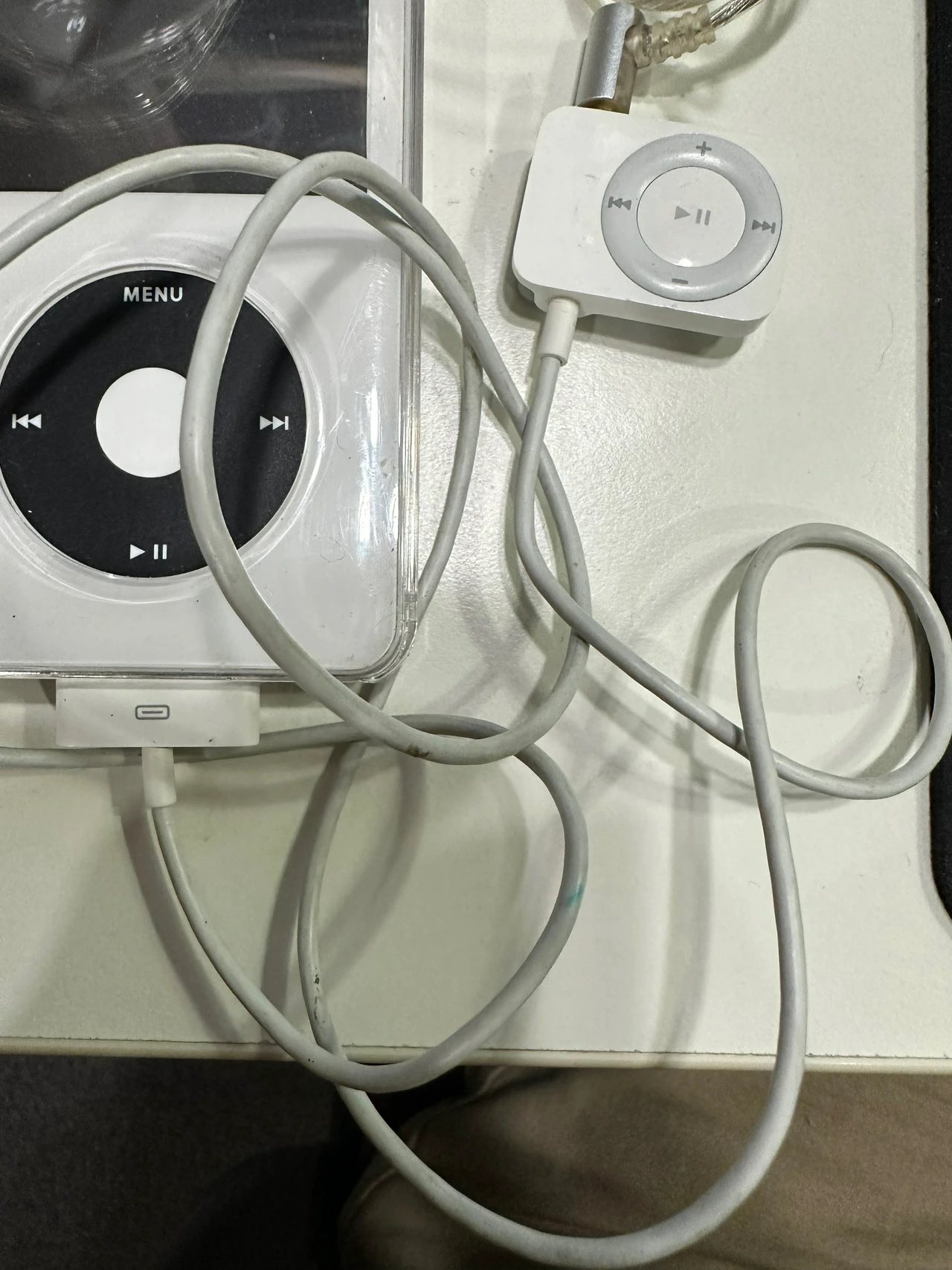 Is 7th gen iPod Classic compatible with A1187 FM transmitter remote?