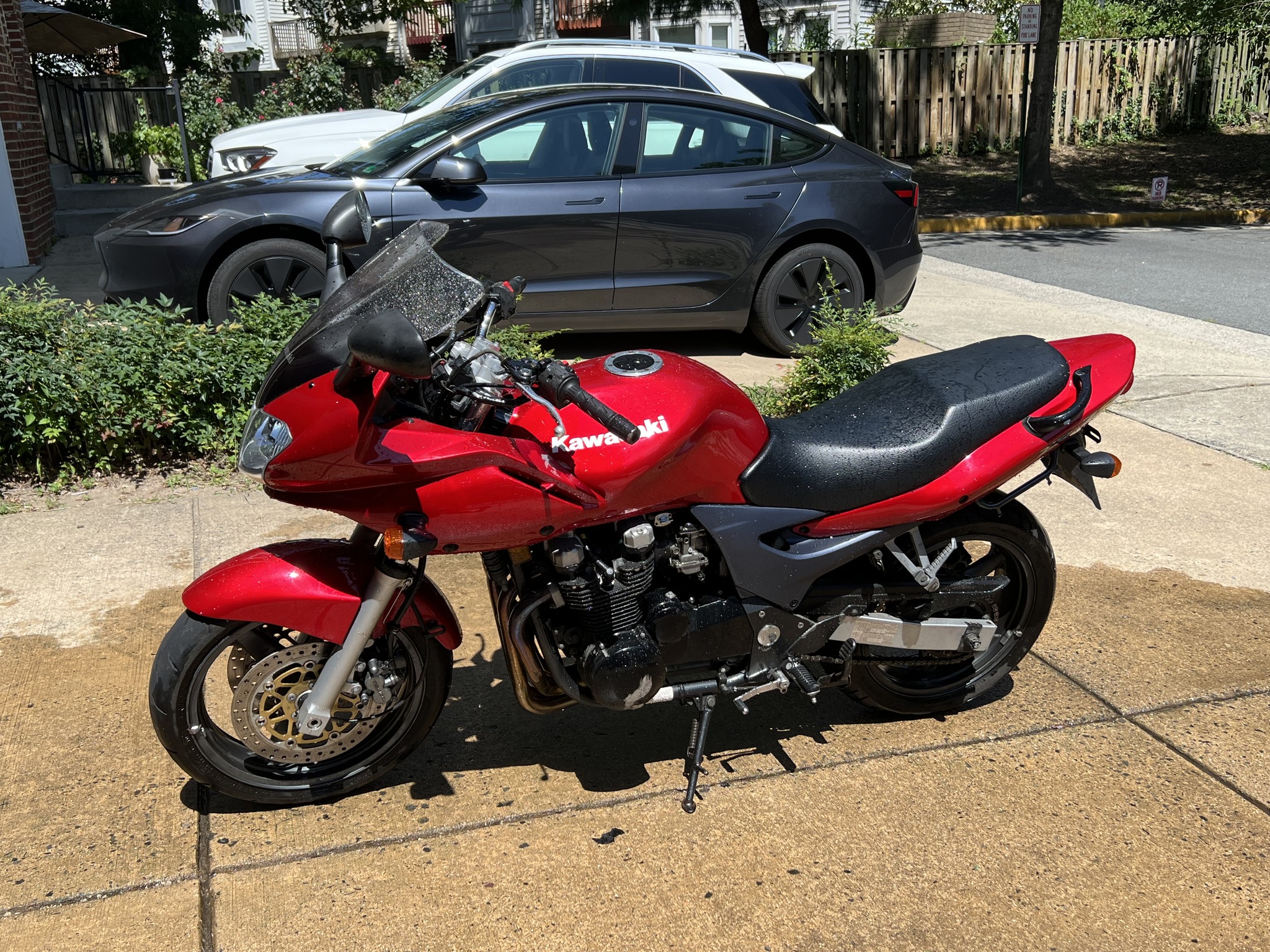 ひろ 2001 Kawasaki ZR-7S for sale