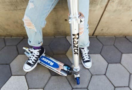 Razor Worldwide - ¿Azul o Roja? ¡La #RazorRipster es mucha diversión ...