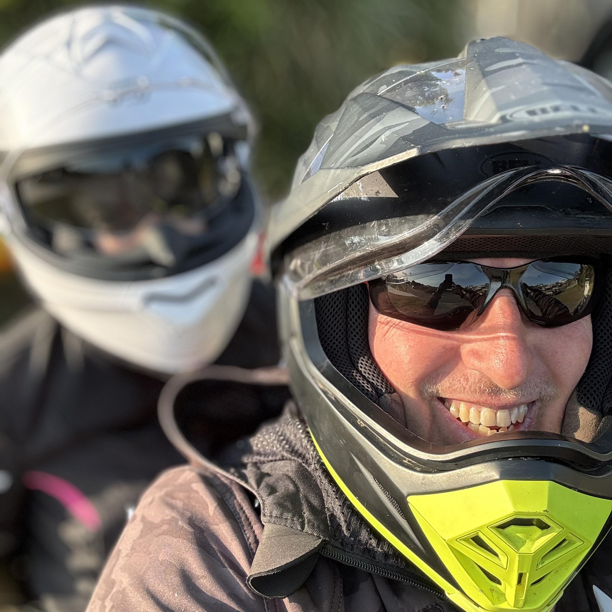Triumph Tiger 900 | Any one using rack less luggage systems on the ...