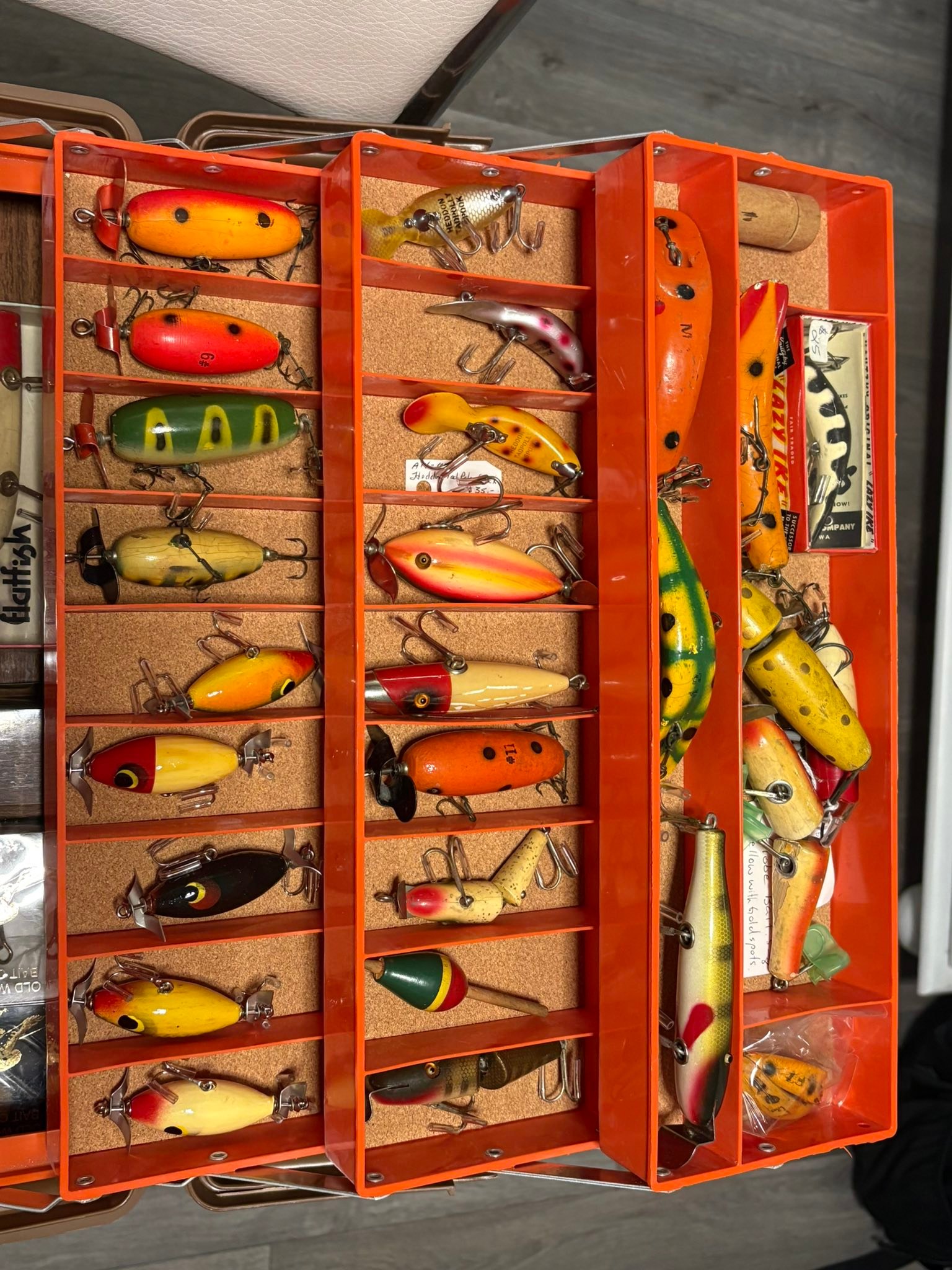 antique fishing lure boxes Vintage Tackle with assorted tackle  KG Novelties Old Metal Tackle Box 1940s