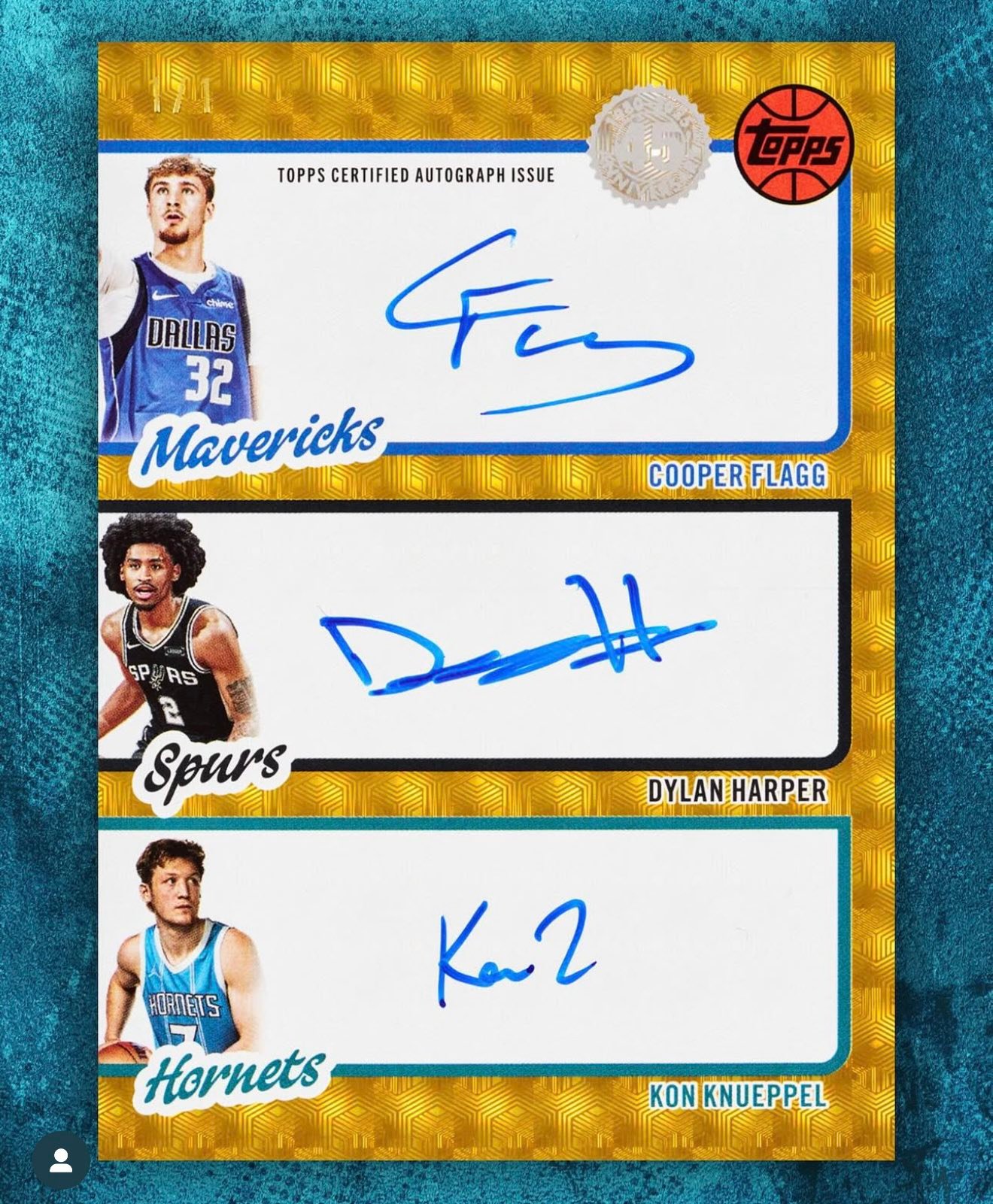 NBAカード　3枚セット FIRST LOOK: Topps x NBA triple autograph cards 🔥