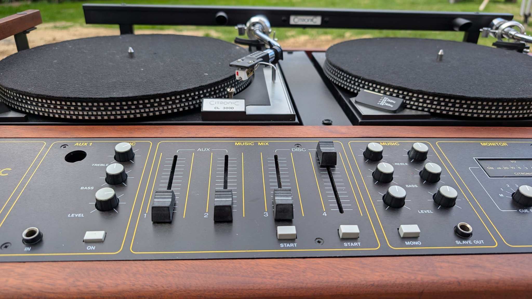 OMNITRONIC BD-1380 USB Giradischi da dj a trasmissione a cinghia