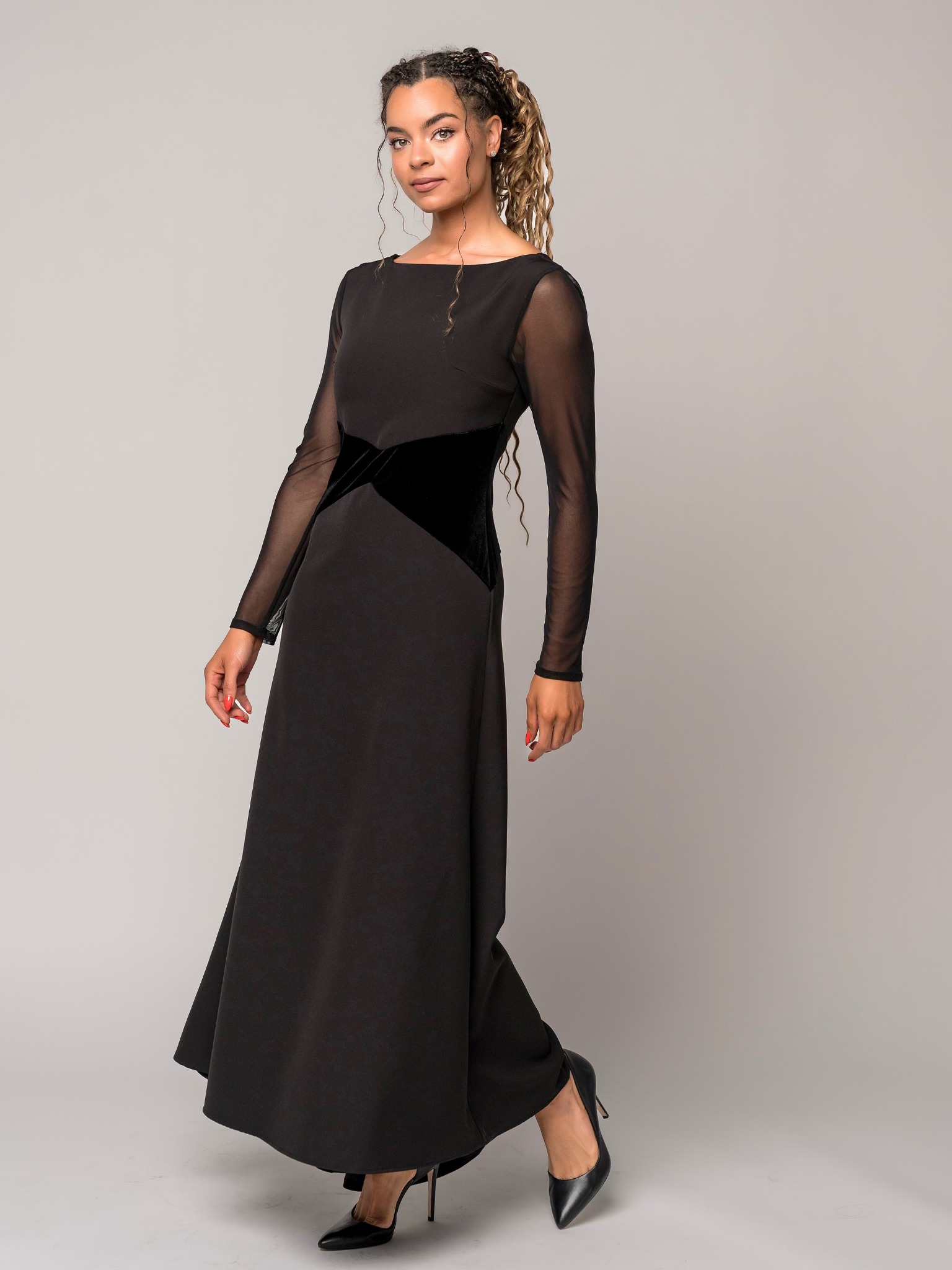 black dress with long sleeves and open back Black Off Shoulder Long Sleeve Scrunch Butt Open Back Midi Dress Small