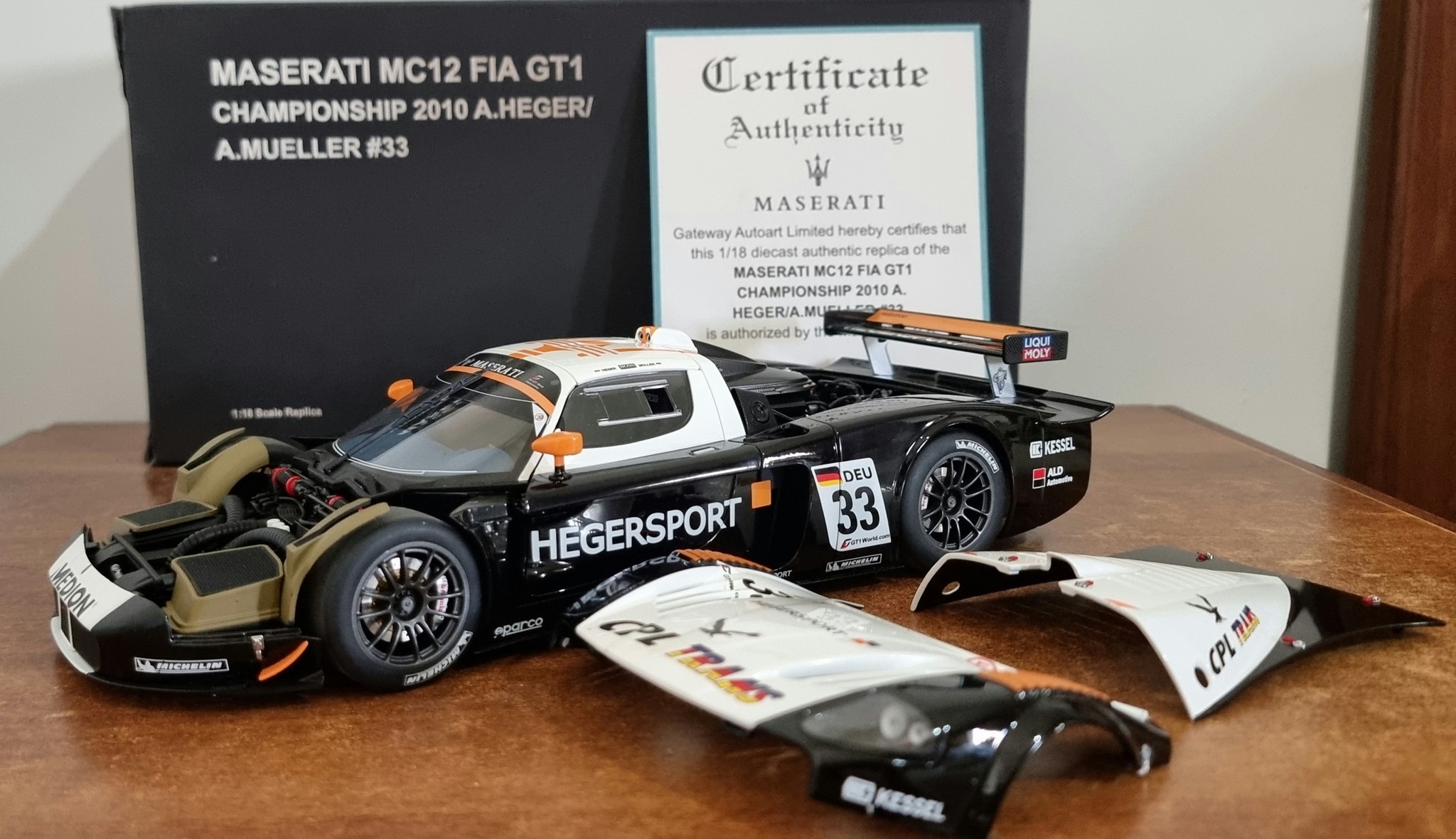 Maserati MC12 FIA GT1 by Autoart Signature from my collection.