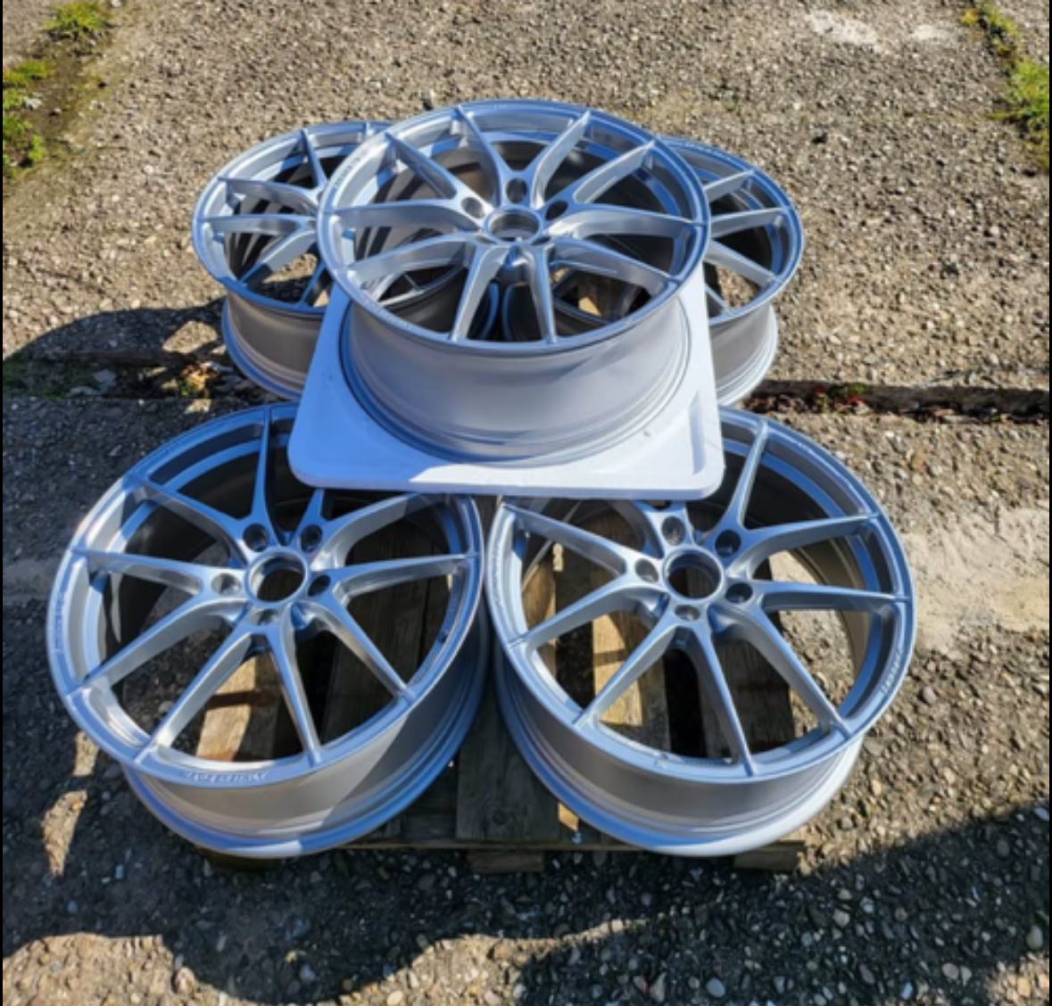 Racing rims oz racing leggera hlt OZ LEGGERA HLT 18x8 0J 5 120 45 GBK グロスブラック 新品ホイール1本価格 代引き不可