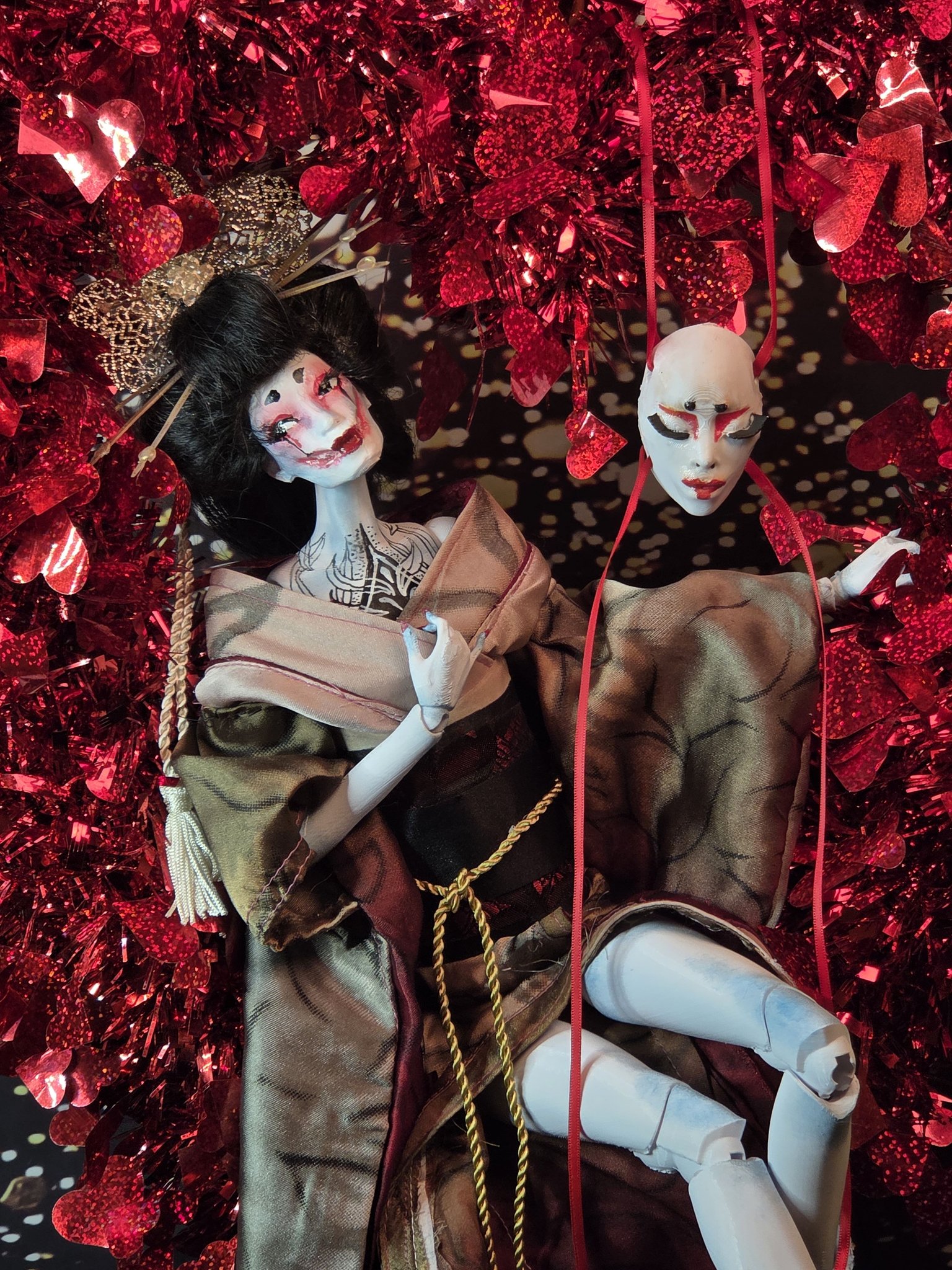 Folklore-inspired Kuchisake-onna doll sculpture