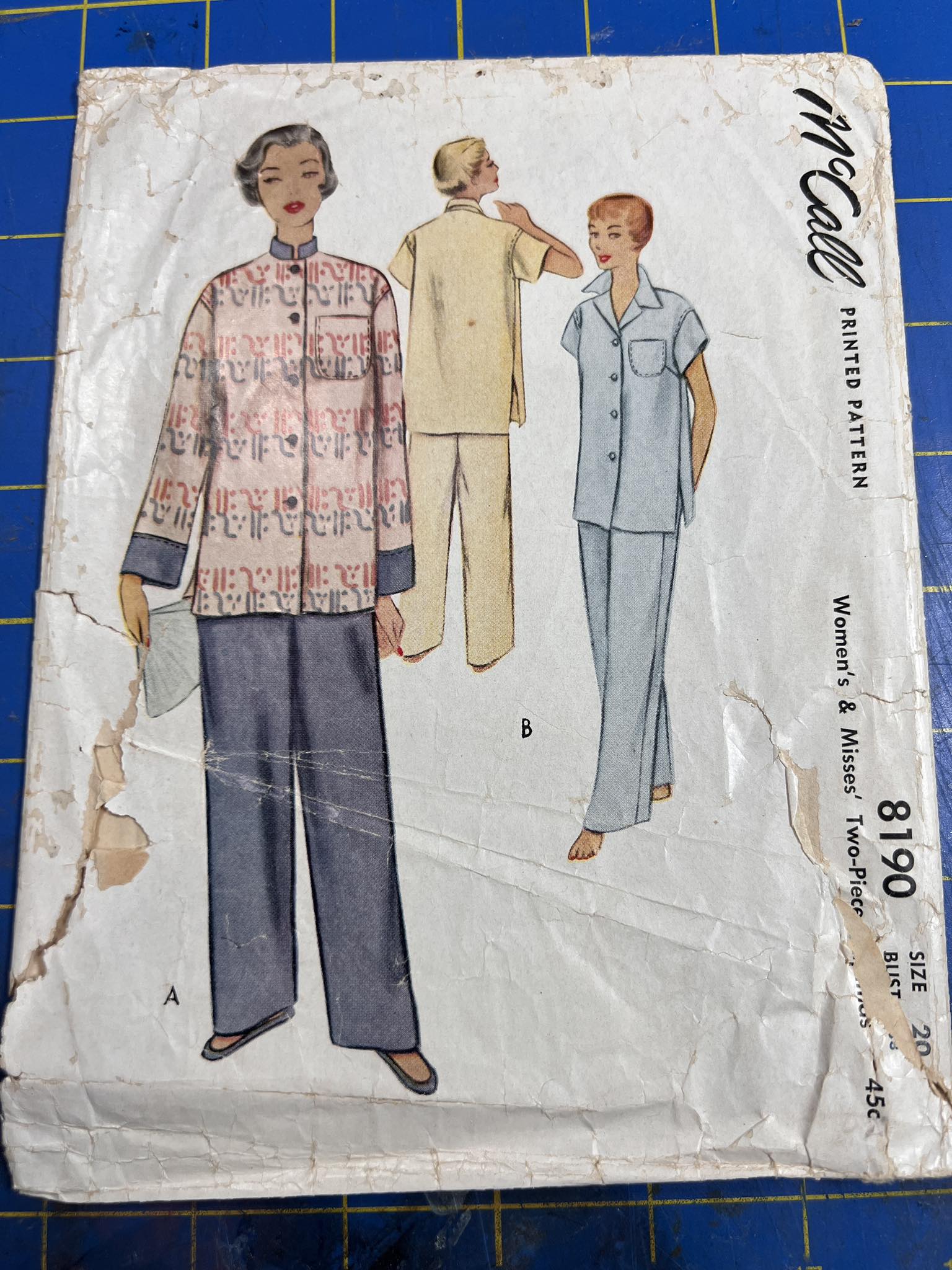 Complete vintage sewing pattern for women