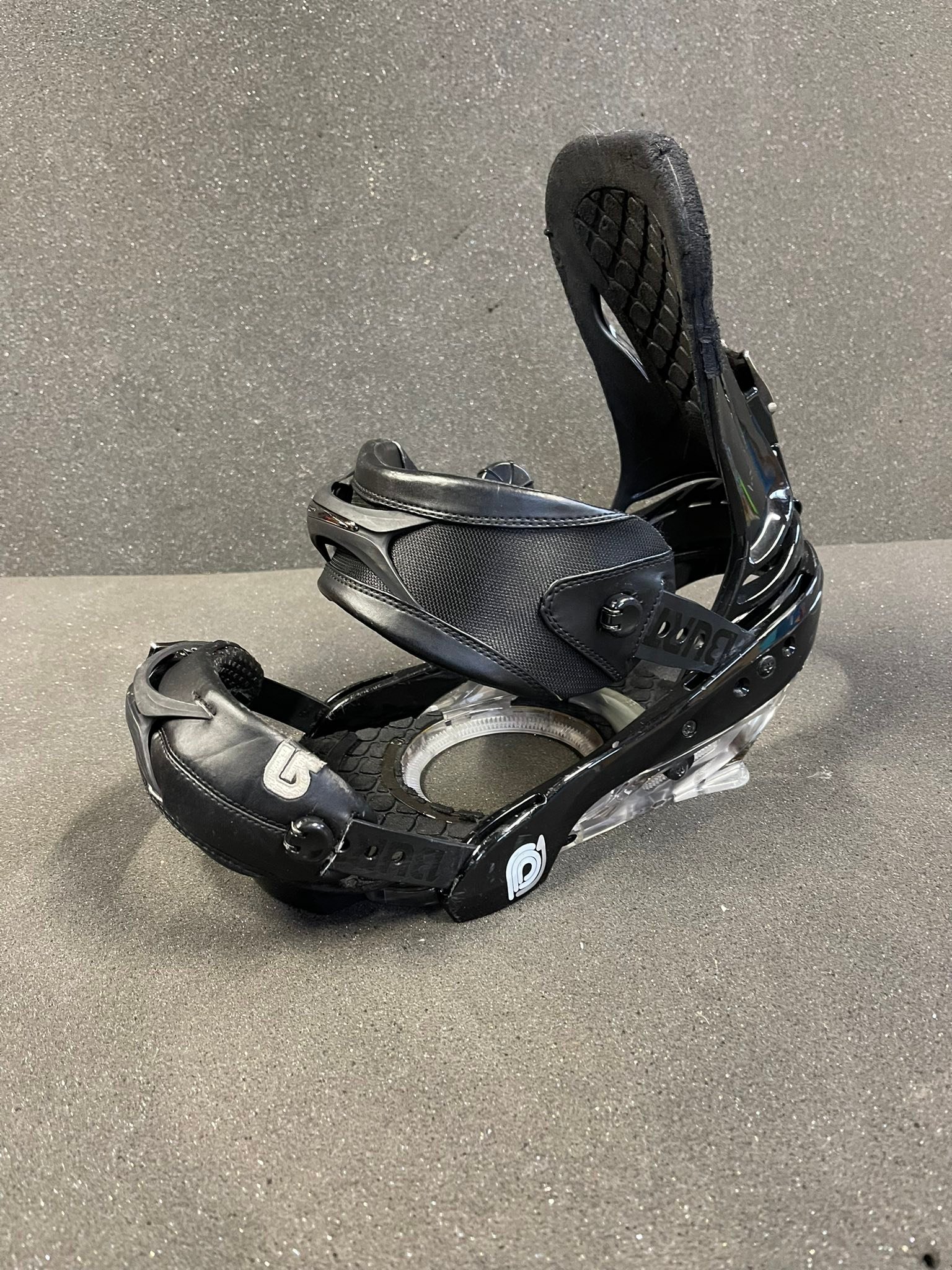 Burton Johan 162 snowboard with P1 bindings