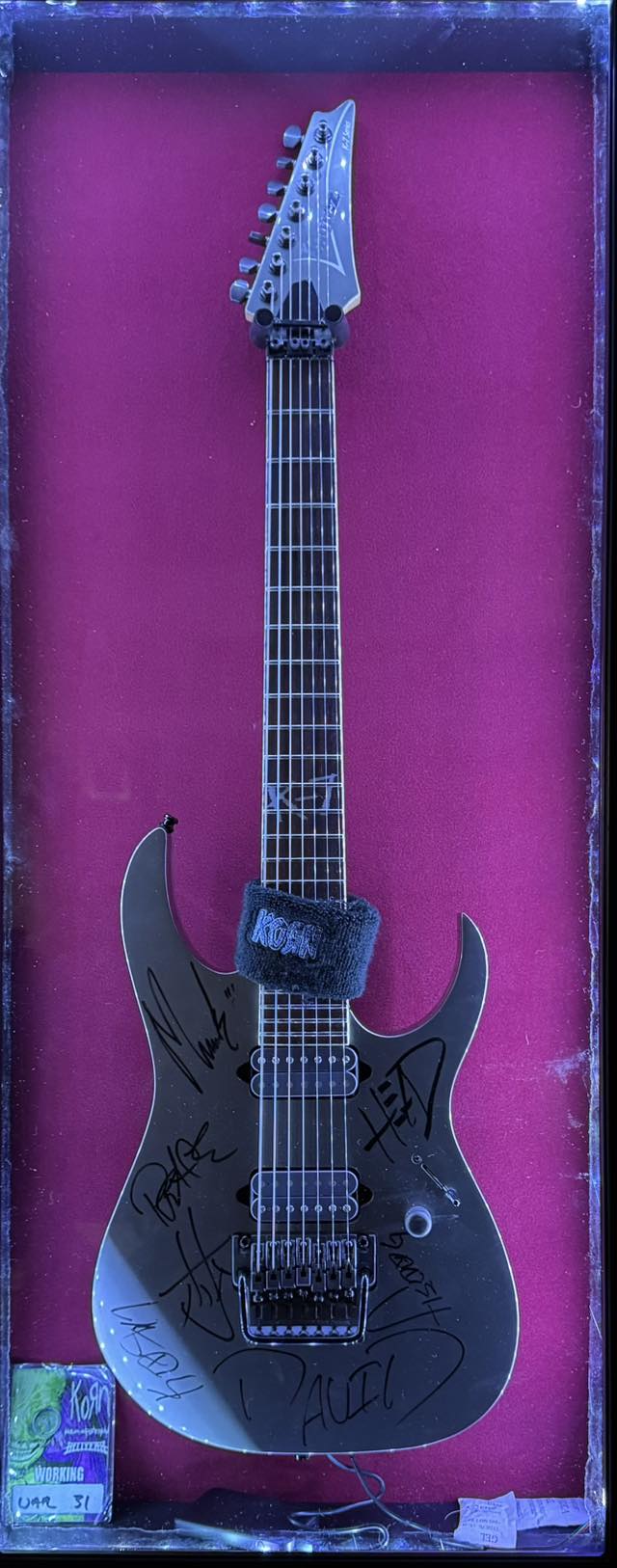 Signed 2001 Ibanez K7 guitar by Korn members
