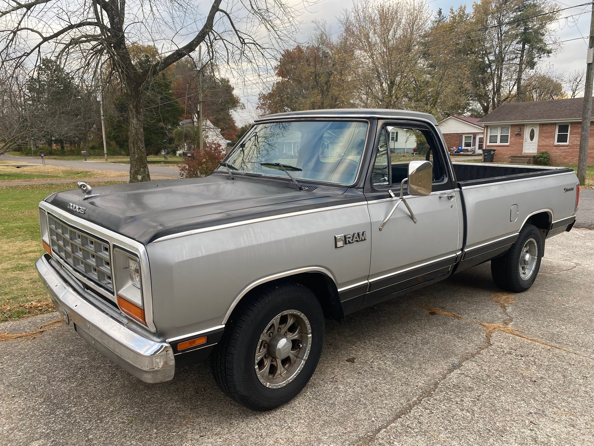 1982 Dodge Ram D-150 Prospector Pickup (Neu und originalverpackt) in