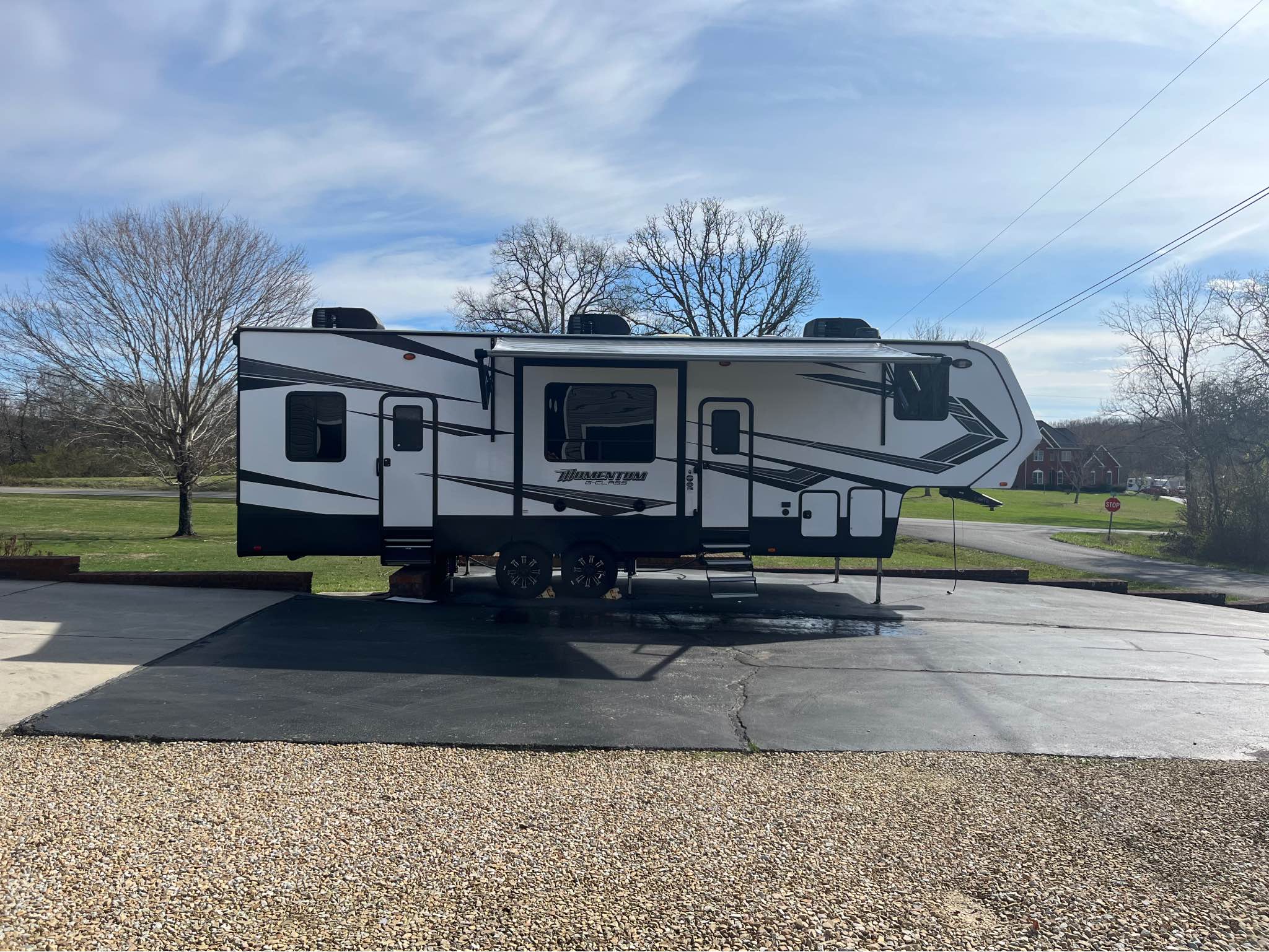 2019 Grand Design Momentum 320G - RVs & Campers - Crossville, Tennessee ...