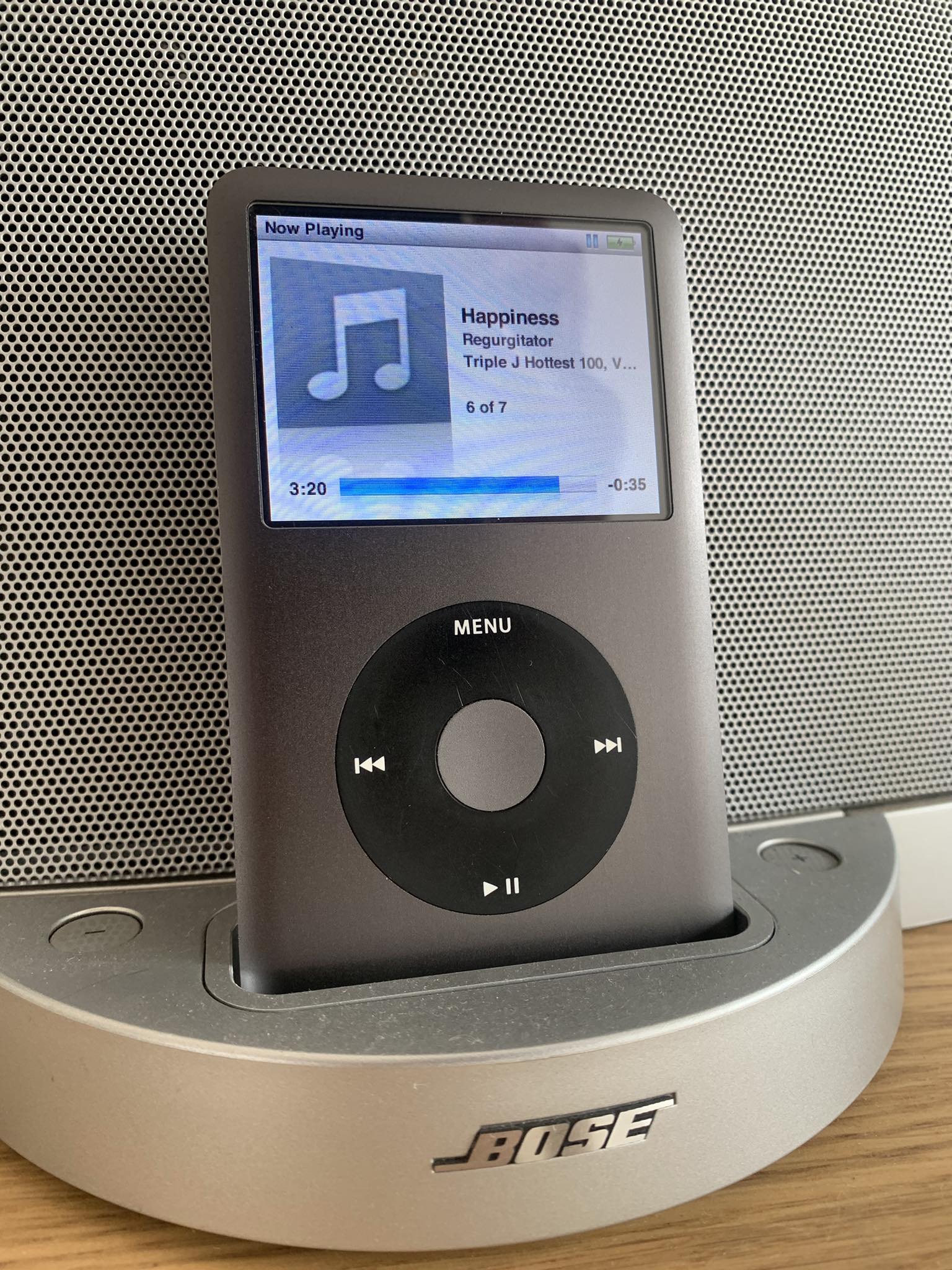 iPod Classic 512GB, 3000mah battery, 20K songs with Skullcandy