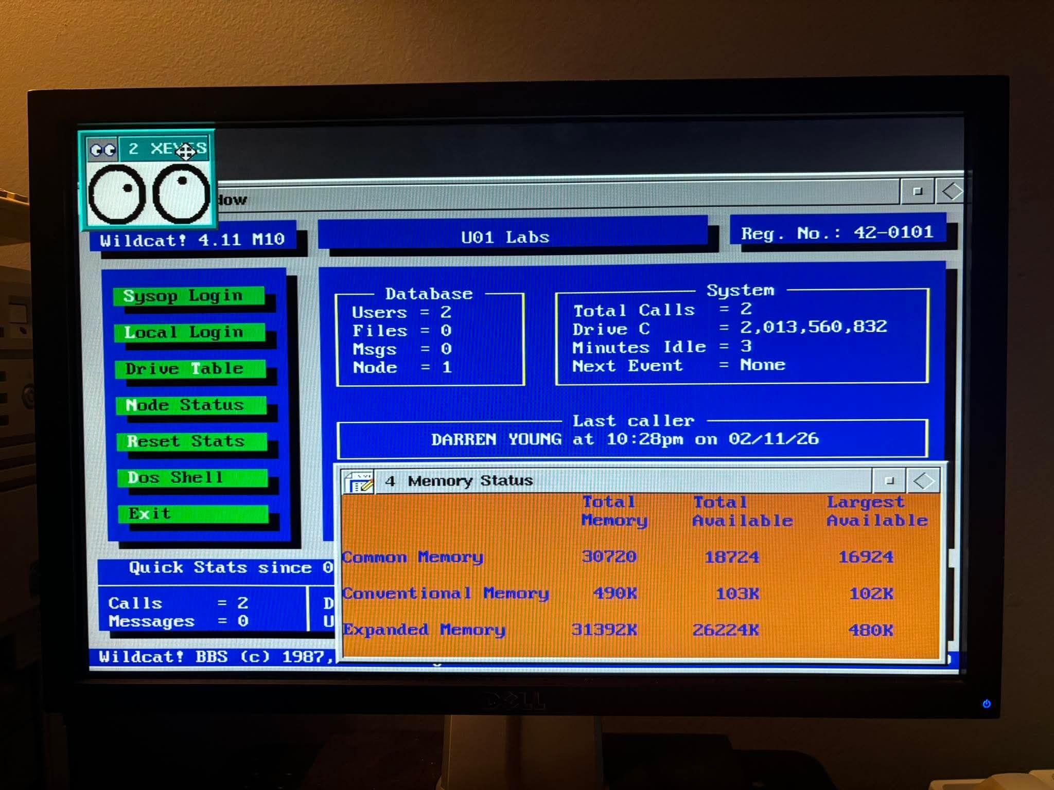 This desktop ran either XMMS, Netscape Navigator 4, or StarOffice