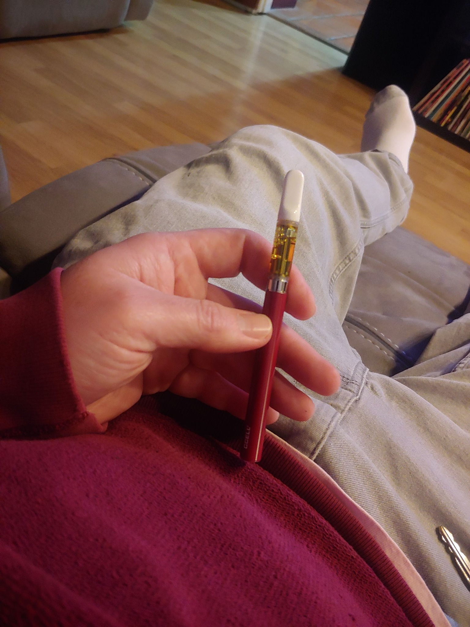 does braydon price vape QUESTION- I'm pretty new to vaping and cartridges in general. And I'm overly worried that if I leave it like sideways in my pocket as my fat ass is in a sitting FLAVORS:MAX MANGO ICE ECIGWIZARD Lanyard SRT Jailbreak Sedan 4-Door