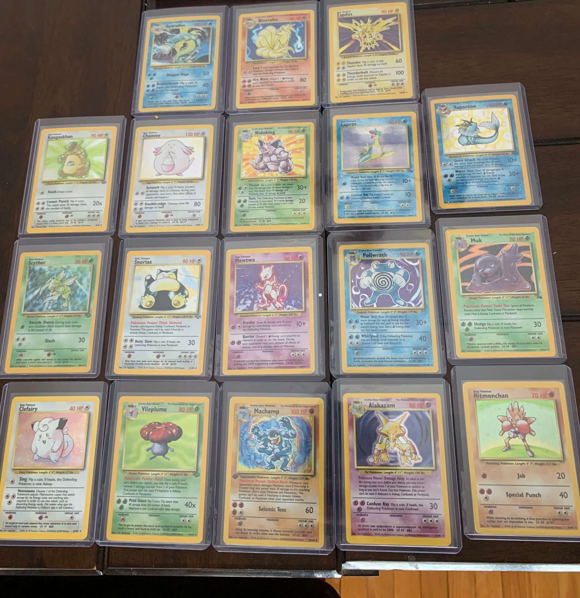 how many pokemon cards are in each set 50+ Official Collection with 5 Foils Any Combination and at Least 1 Rarity, GX, EX, FA, Tag Team, Or Secret Rare : Toys & Games How many cards are in