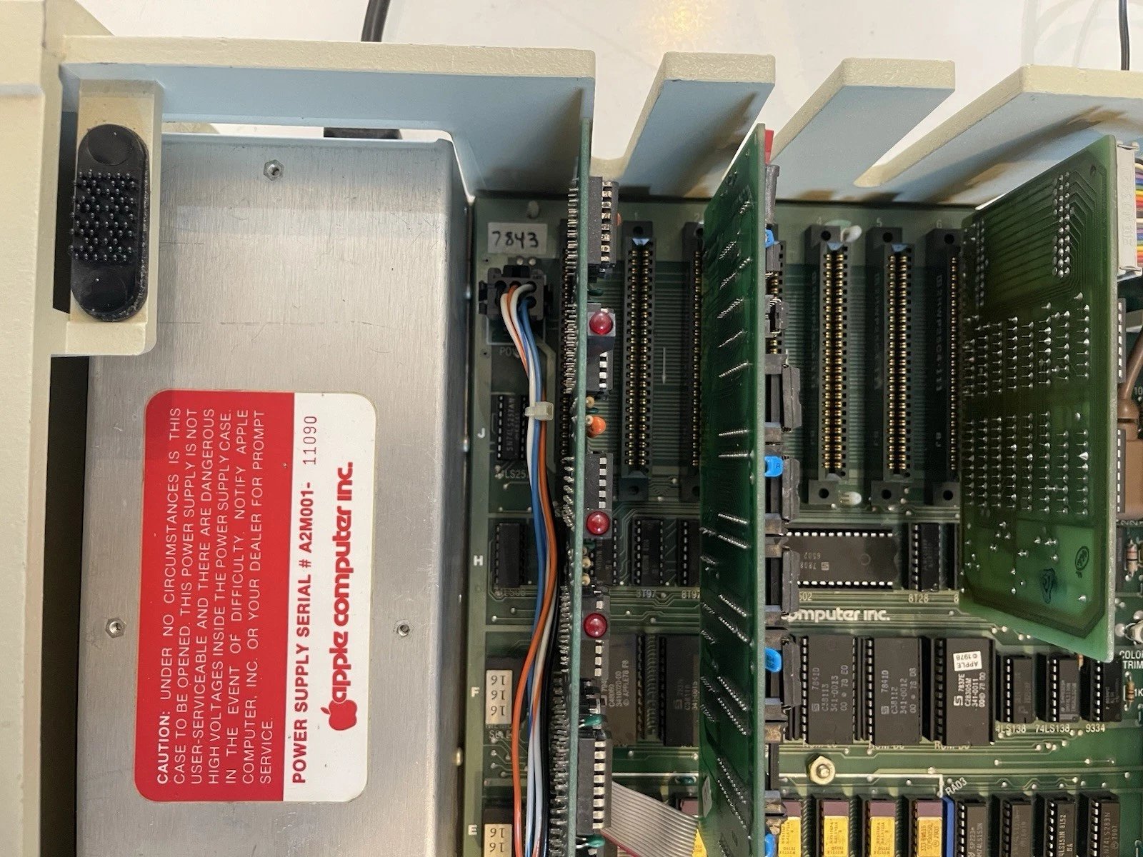 Apple様 Are low serial numbers usually cpu 1 board revisions?