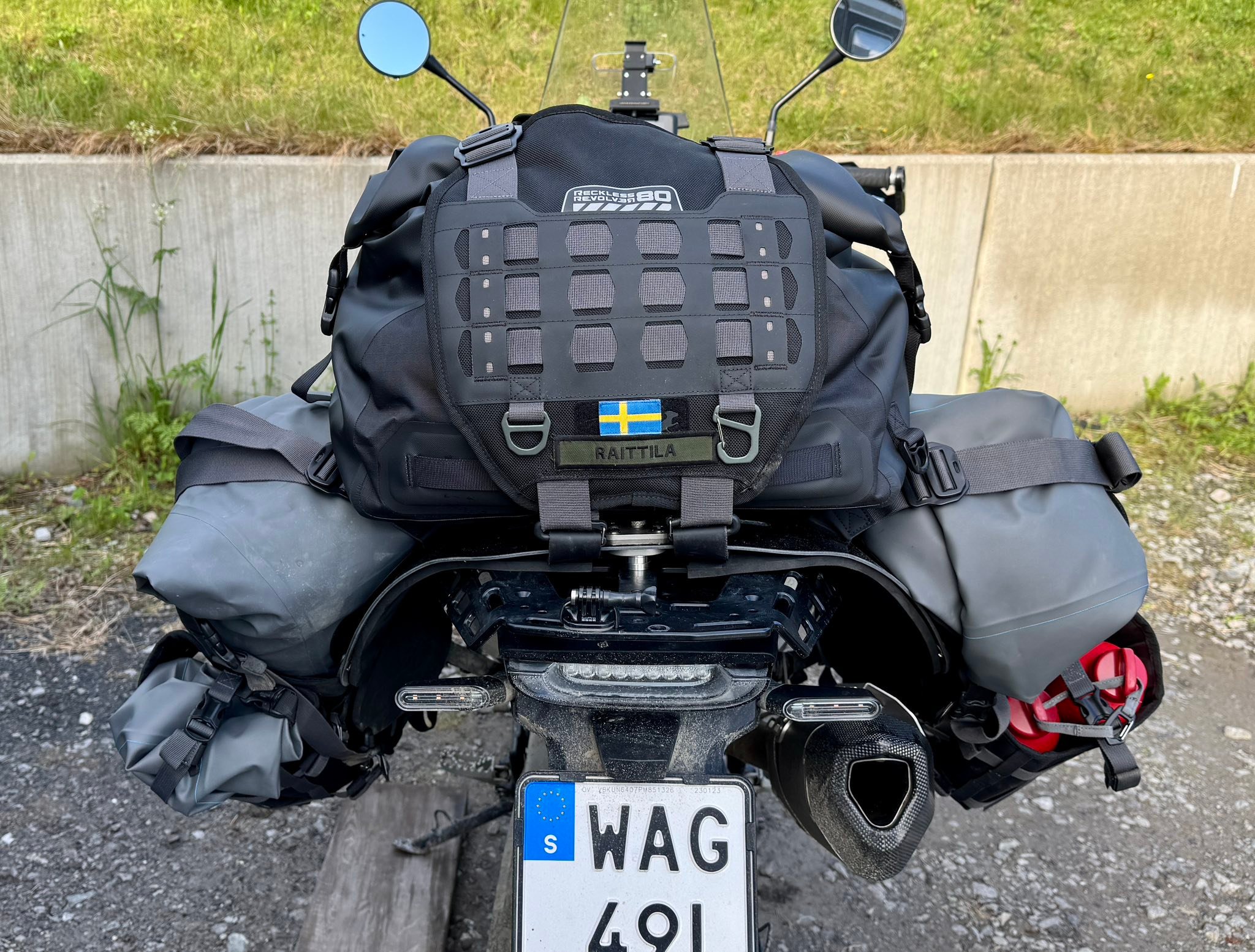 Alpine 30 duffle fits reckless 80 luggage system