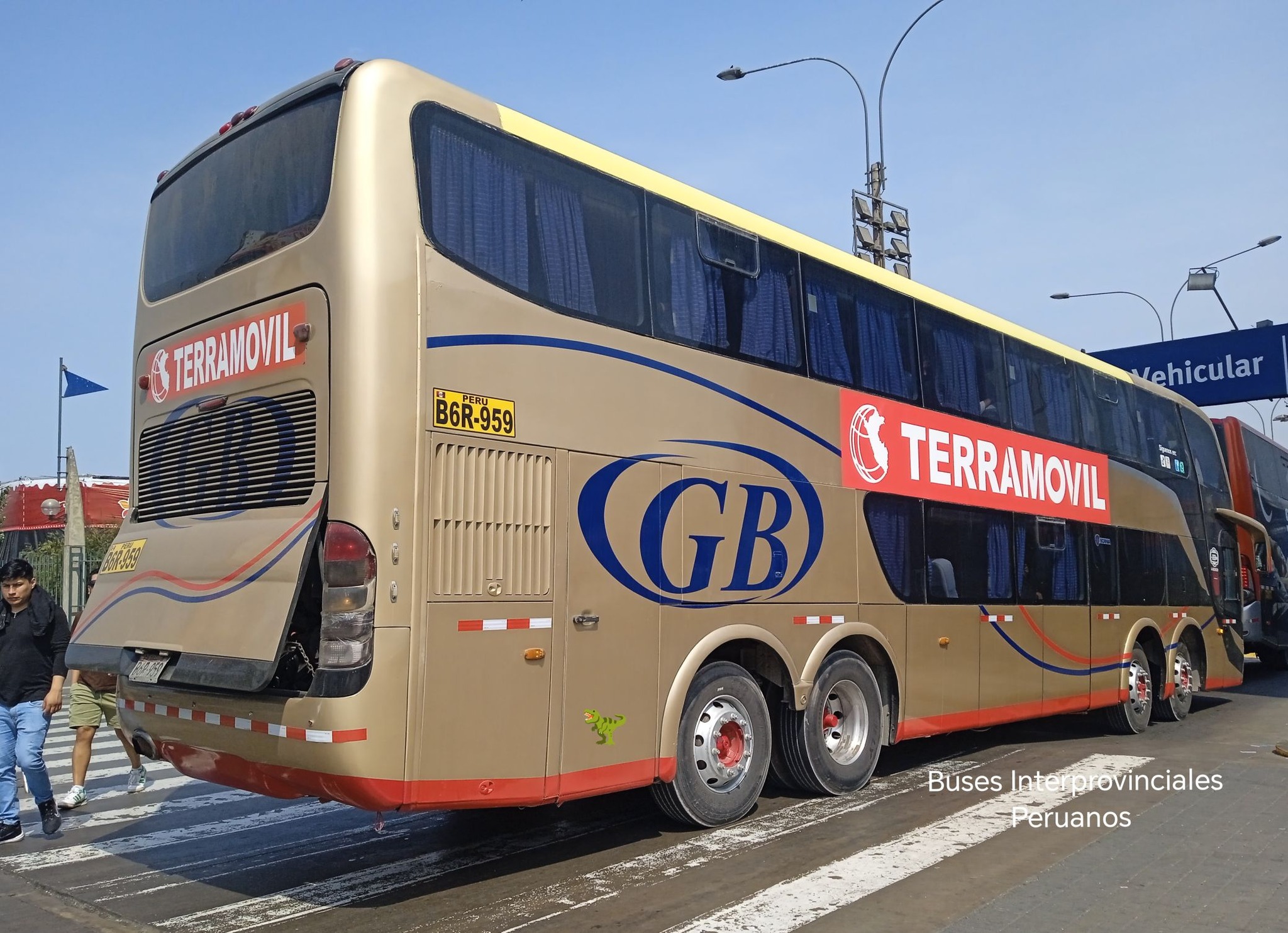 Buses - #Feliz2025 🎊🥳 🦖 #BusesInterprovincialesPeruanos #BIP 🚍 🚨 ...