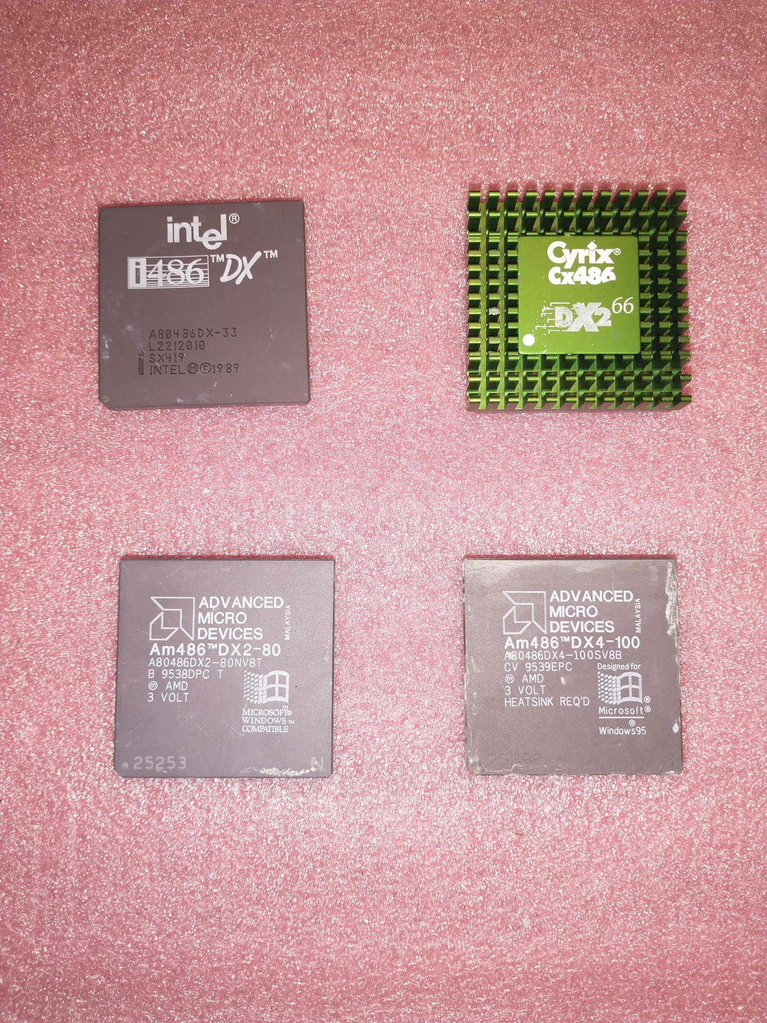 HP-85 desktop computer and instrument Controller 1980. 8 Bit