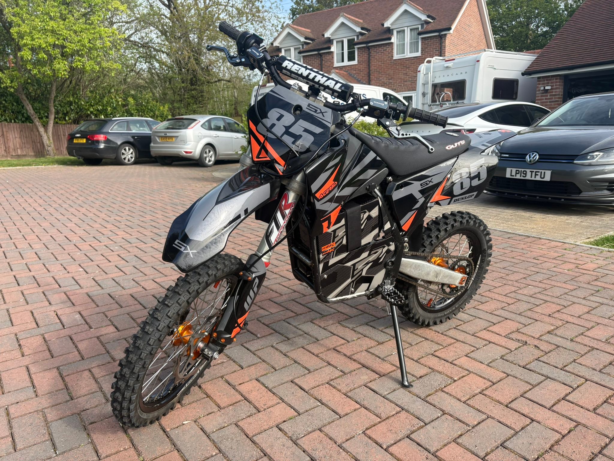 QS138 72V 45AH electric motorcycle build