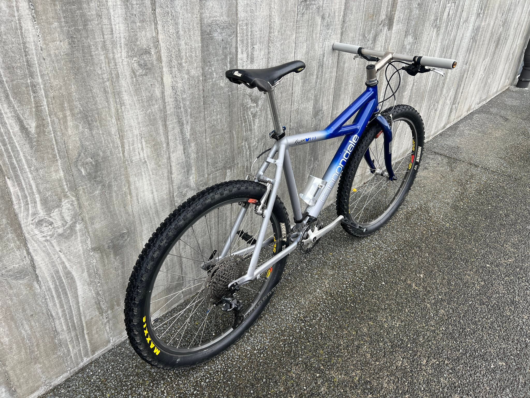 For Sale ‼️ - Cannondale Killer V500 26 Retro MTB 🇺🇸 - Size