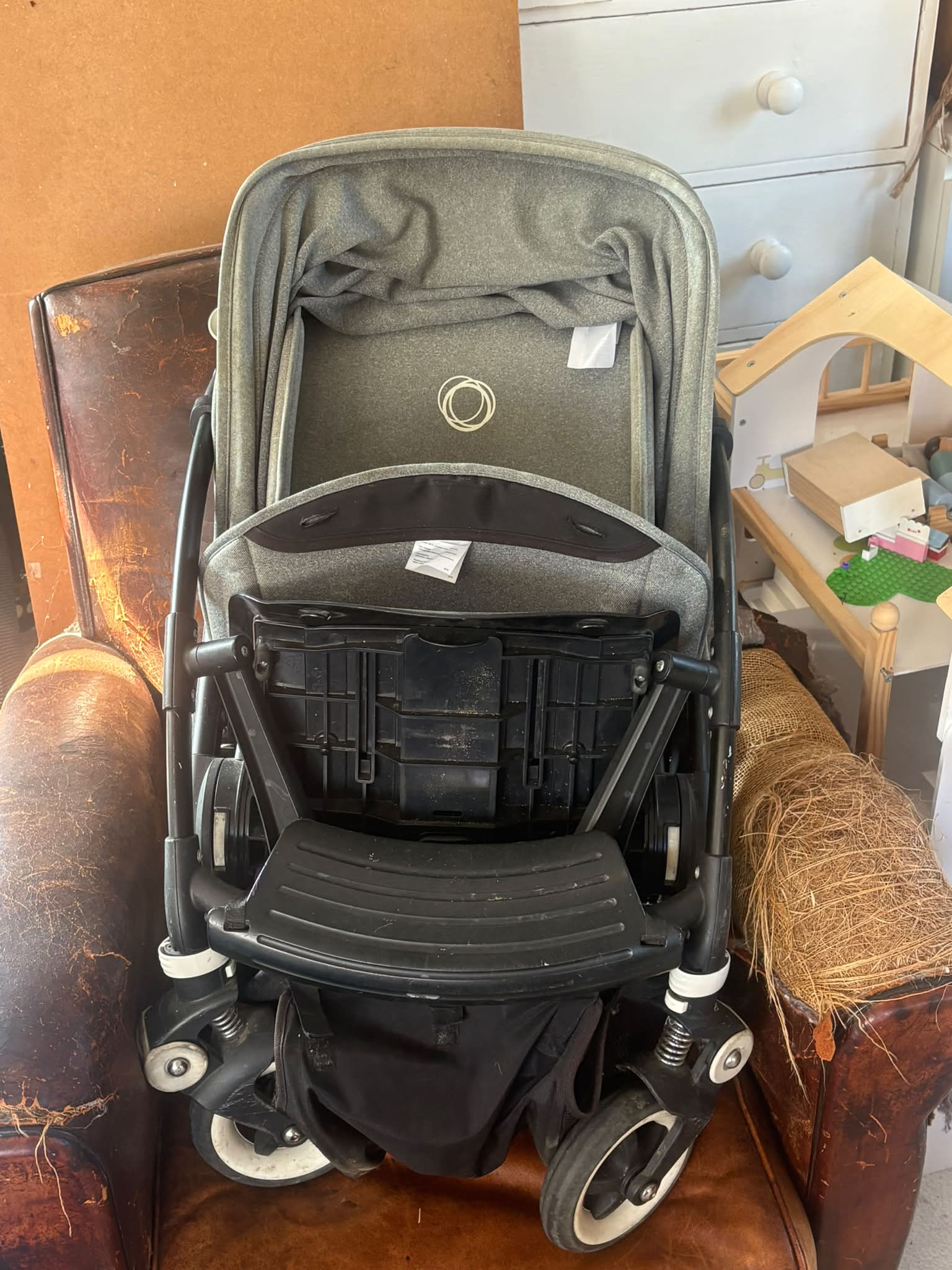 jeep stroller wagon dimensions Wrangler Deluxe 4 Seater by Delta Children while the large Highchair:Natural Salomon S/Max 120 Ski gift guide stag