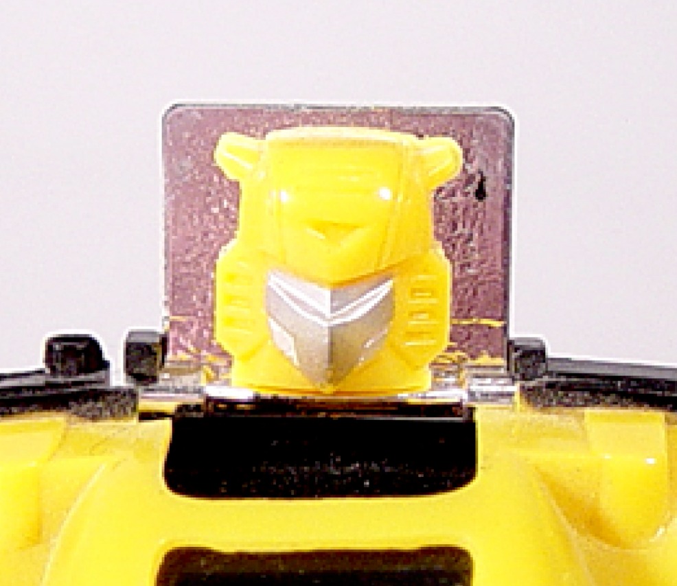 BOBLE BE✌︎⭐︎✌︎ ボブルビー✌︎⭐︎ー☻ w17 ☻⭐︎✌︎⭐︎✌︎BOBLE BE One of these things is not like the other. Early faces of Bumblebee.