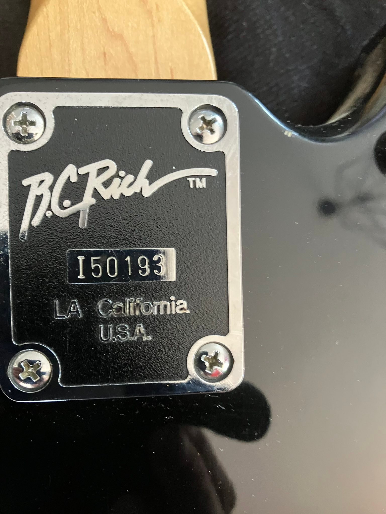 What is the provenance and series of a B.C. Rich guitar?