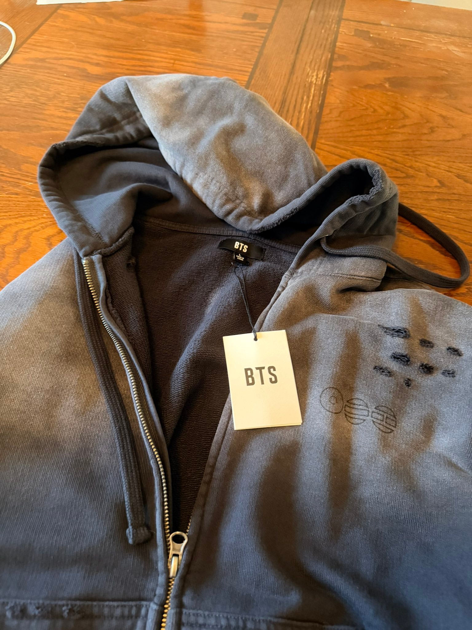 BTS ARIRANG 韓国 フーディー チャコール XLサイズ | ヤマダウェブコム