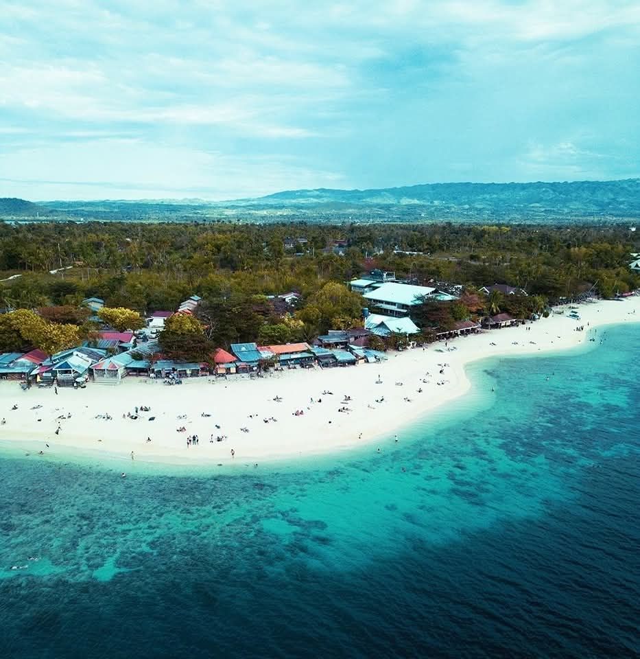 Moalboal - Basdako Beach, Moalboal 🏖🌊🌞 📷 Galvinbaybay | Facebook