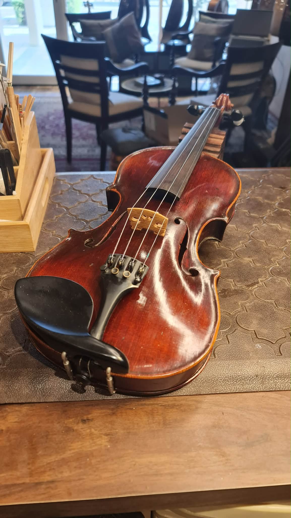 Maker: Alfredus Contino Year: 1920 Origin: Napoli, Italy Condition