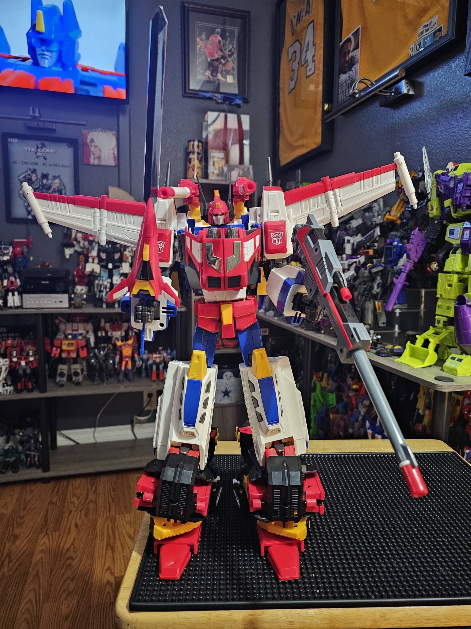 2011 KFC Transformers DOTM set. #kfc #transformers #optimusprime 