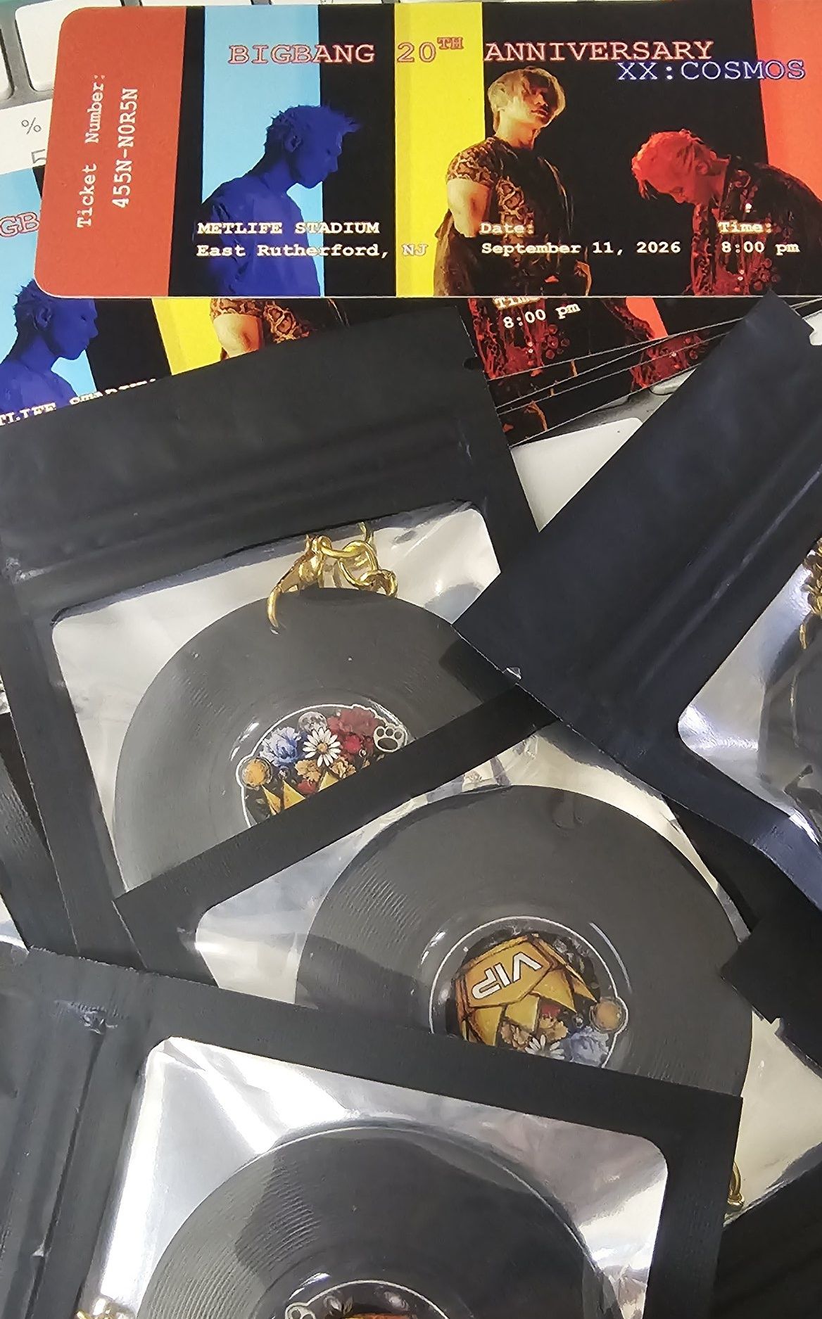 BIGBANG 20th Anniversary Concert Merchandise for Trade