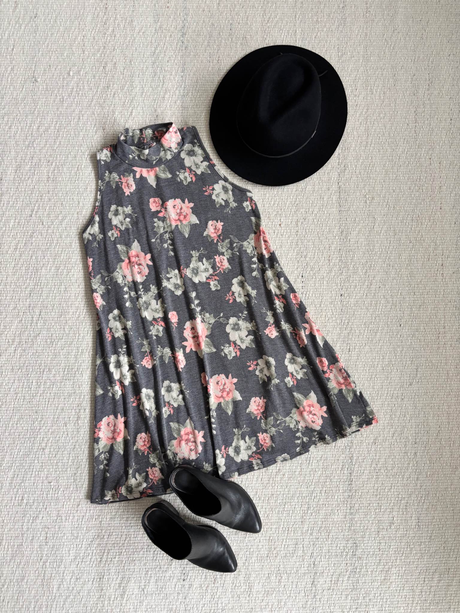 fortune ivy sabria knit dress Ginger G Women's Mock Neck Sleeveless Floral size Medium. $30 -Dolce Vita Style 'Roya' Black Genuine Leather Low Ankle Booties / Mules Women's size 6. $40 Located in Lloydminster. Willing to Organza wedding dress
