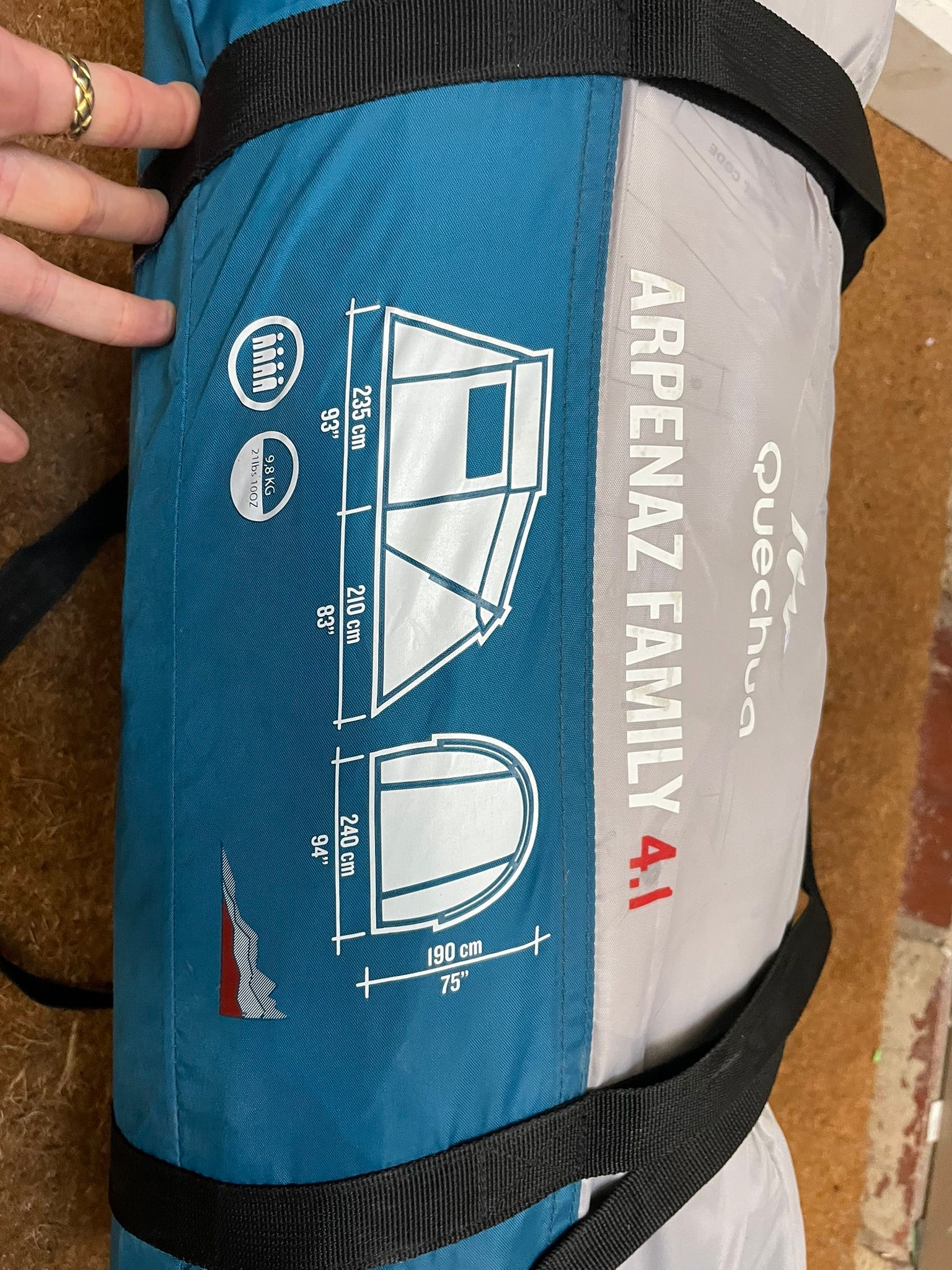 メルカリ市SALE】Quechua ARPENAZ FAMIKLY 4.1 Quechua Arpenaz Family
