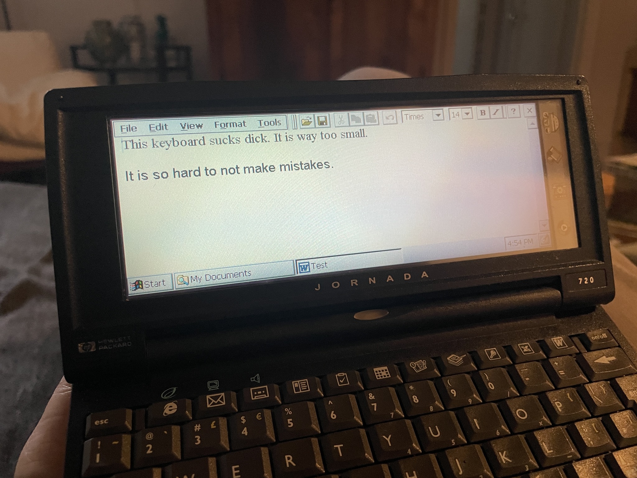 Exploring HP Jornada 720 handheld computer