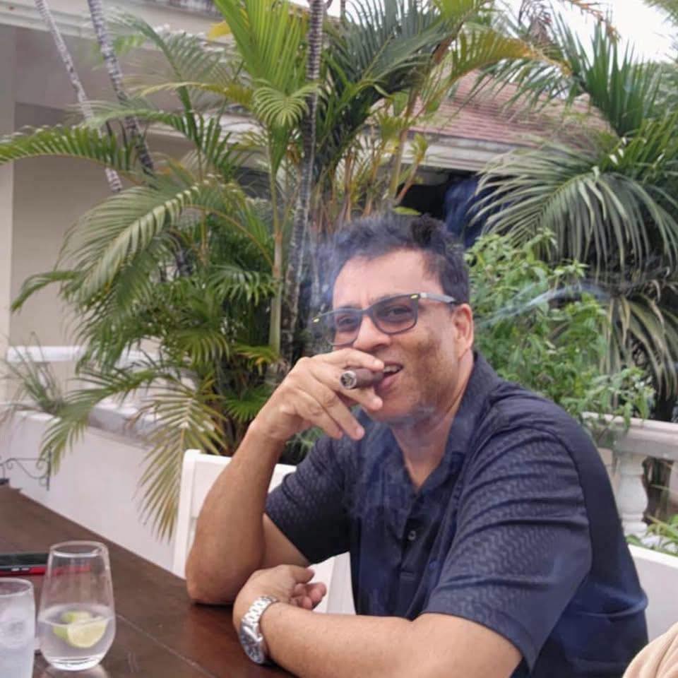 Robin Singh - No way a man preaching against corruption... | Facebook